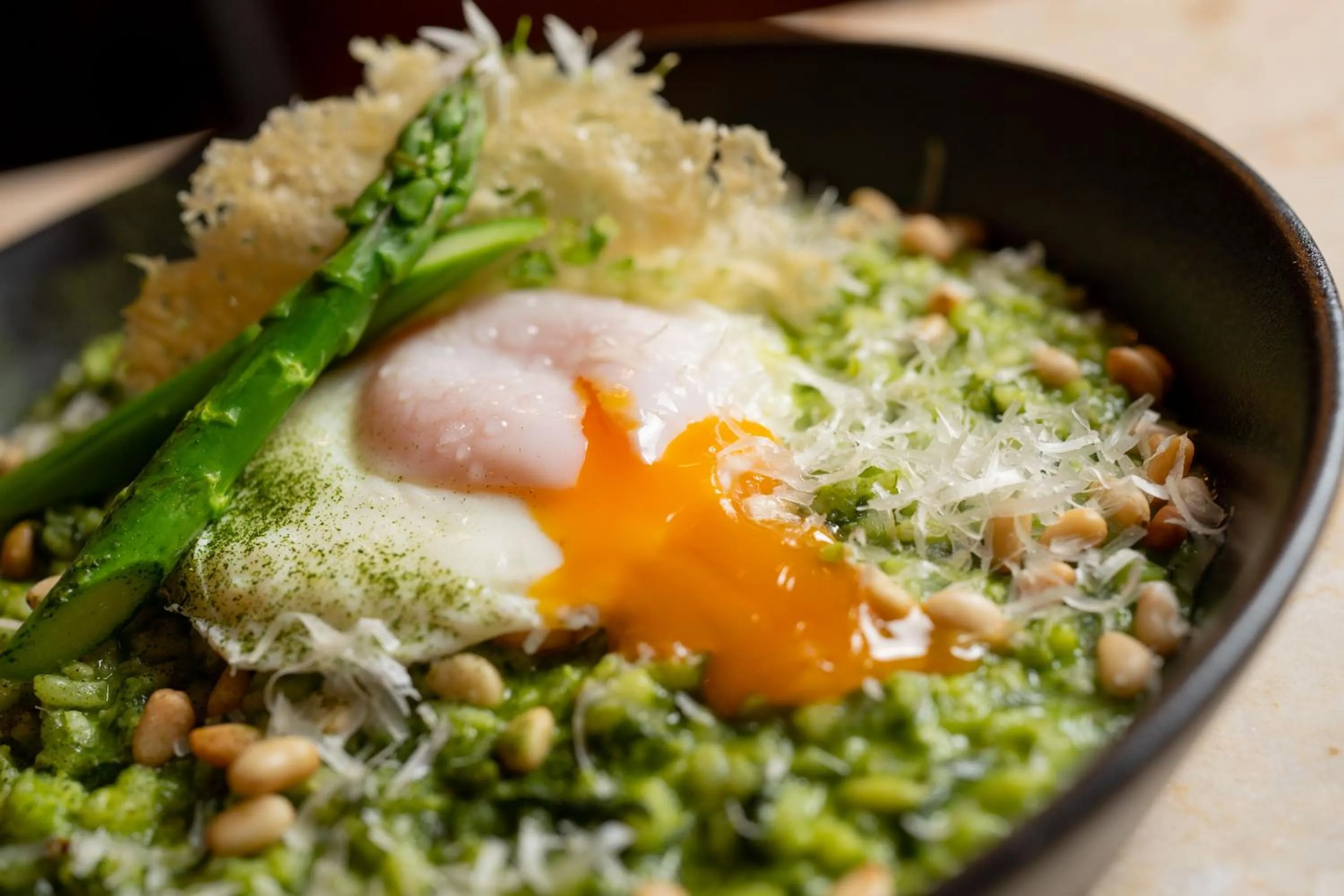 Restaurant/places to eat in No11 Boutique Hotel & Brasserie