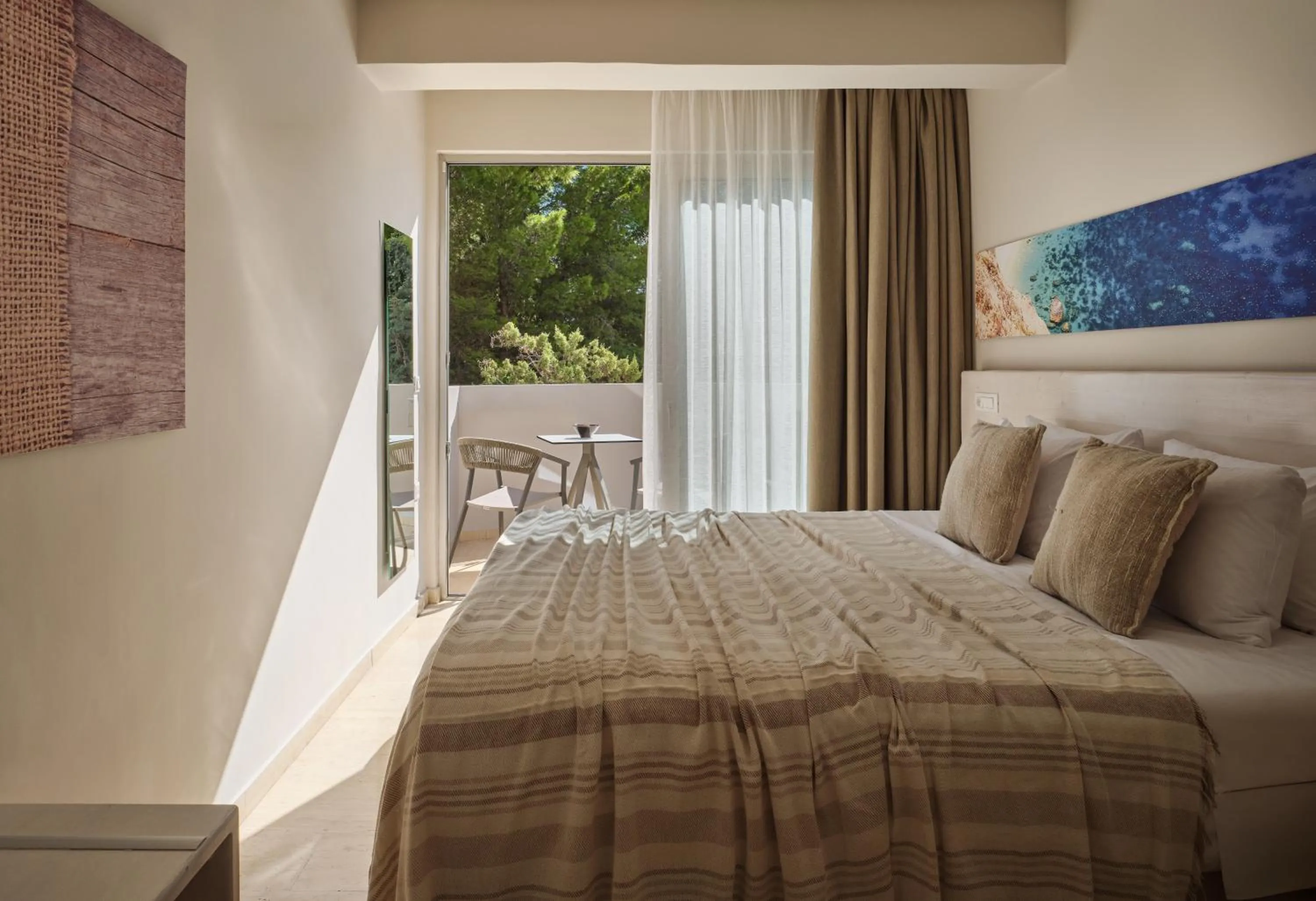 Balcony/Terrace, Bed in Ionian Hill Hotel