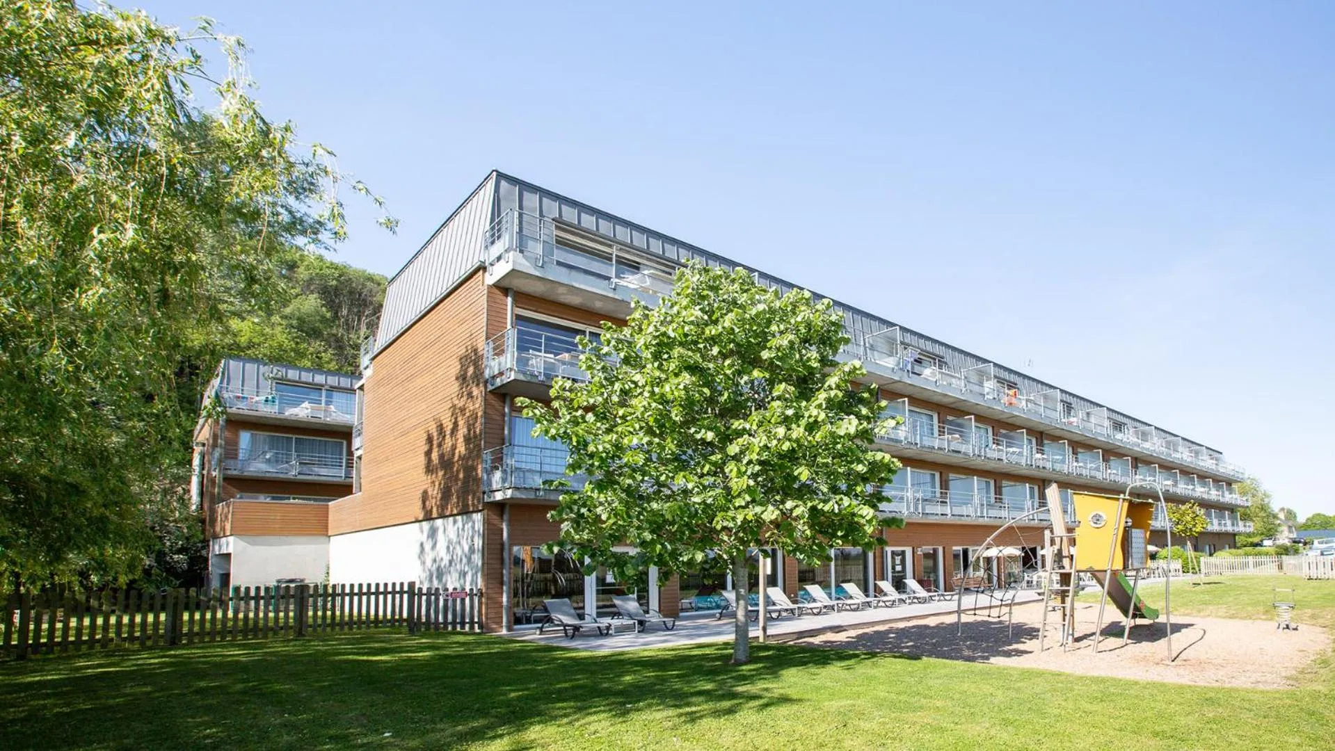 Facade/entrance in Vacancéole - Le Domaine du Mont - Mont St Michel