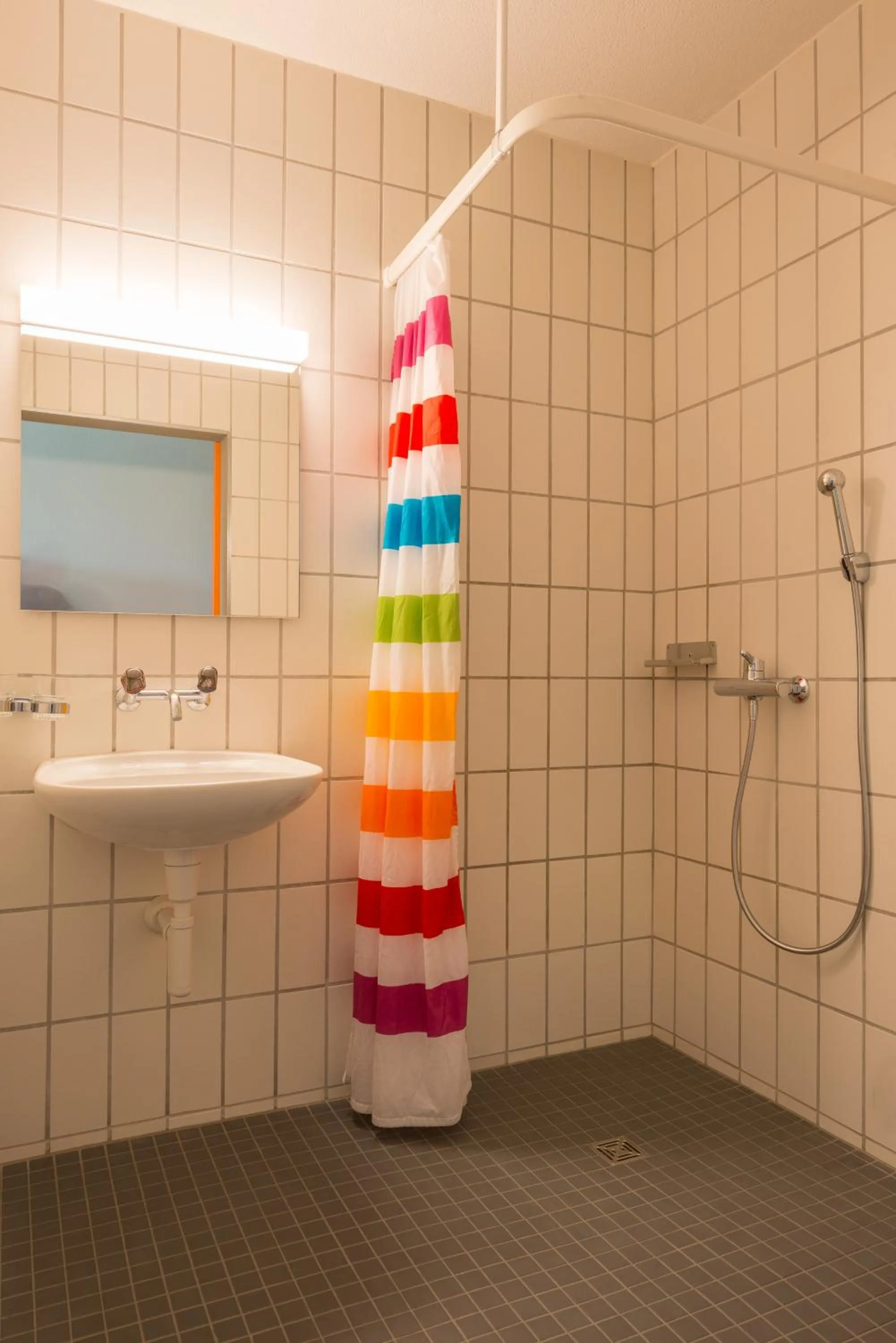 Bathroom in Zug Youth Hostel