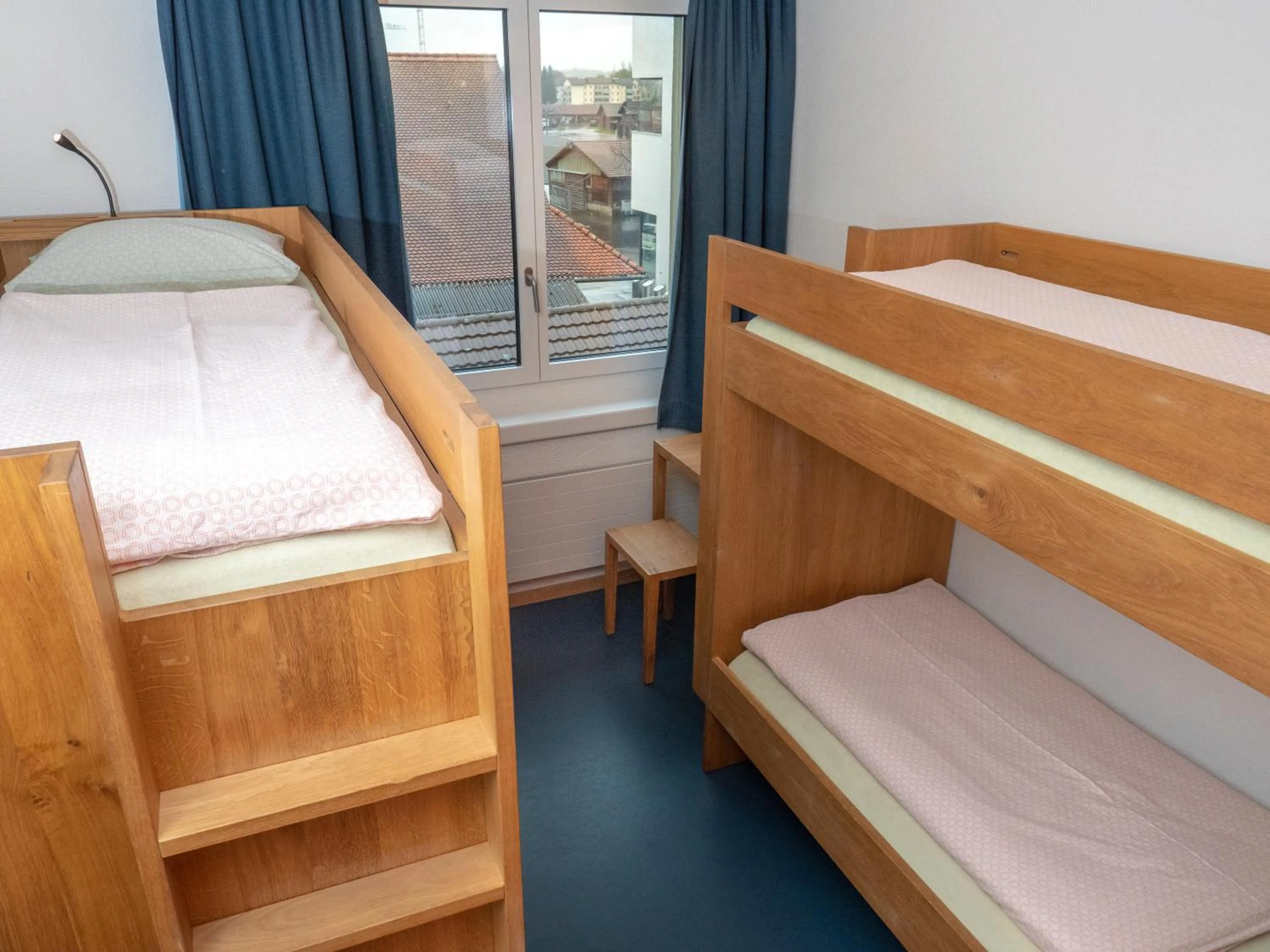 Bed in Zug Youth Hostel