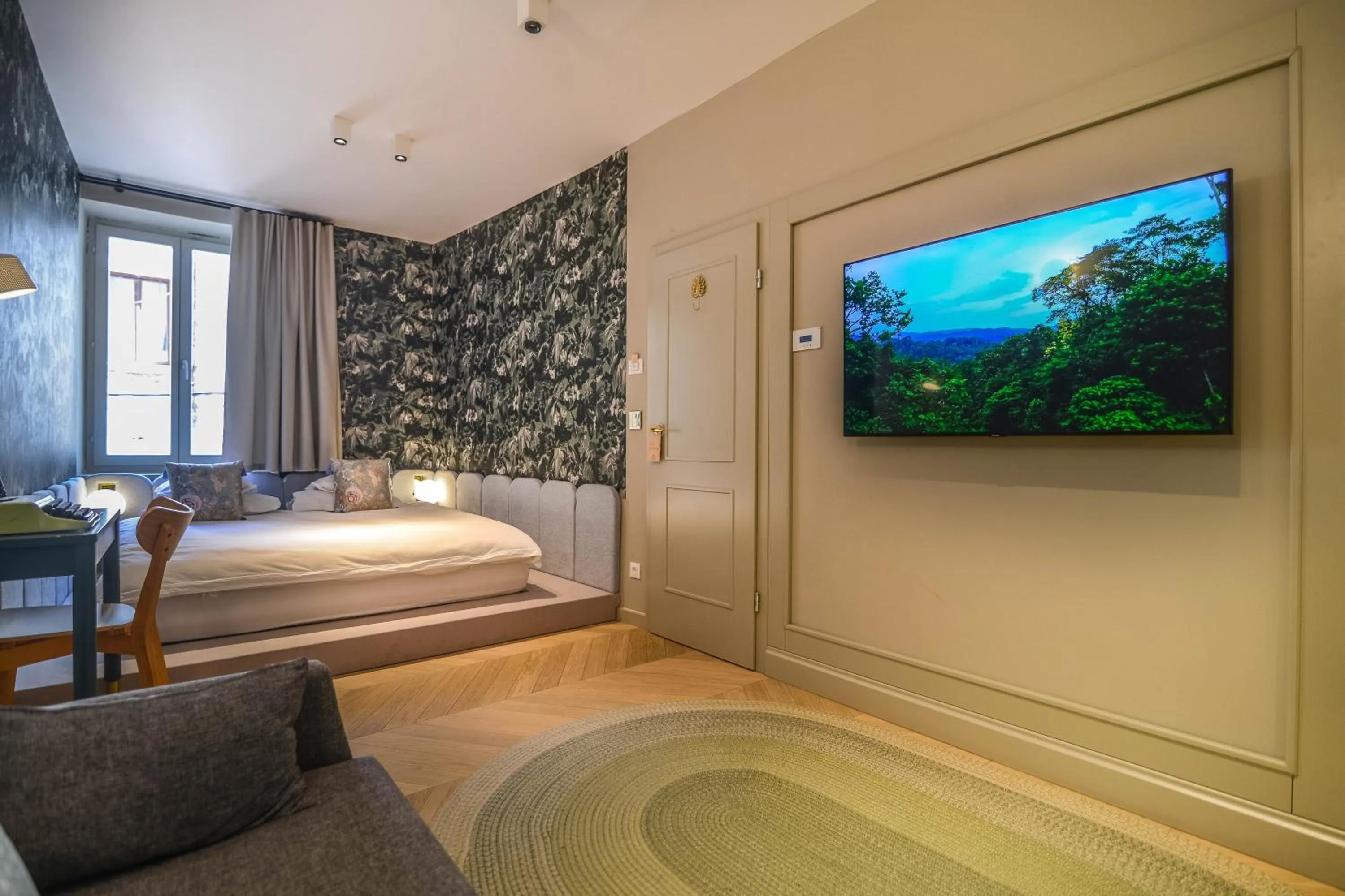 Bedroom, Bed in The Melegran