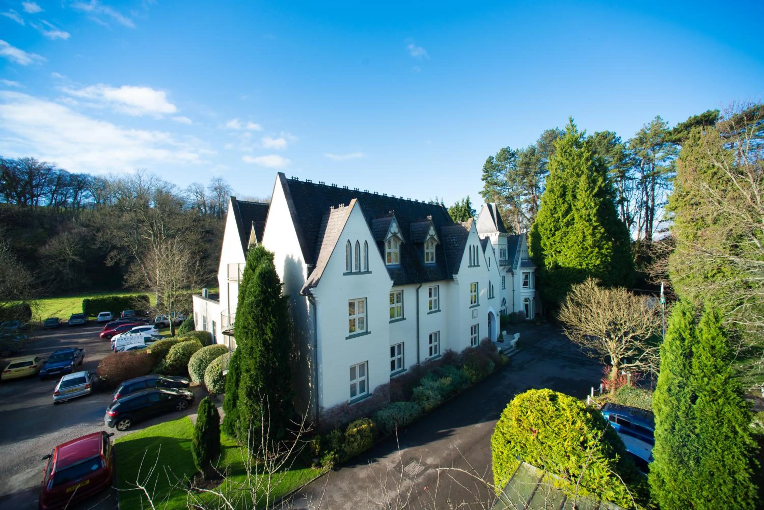Glen-Yr-Afon House Hotel