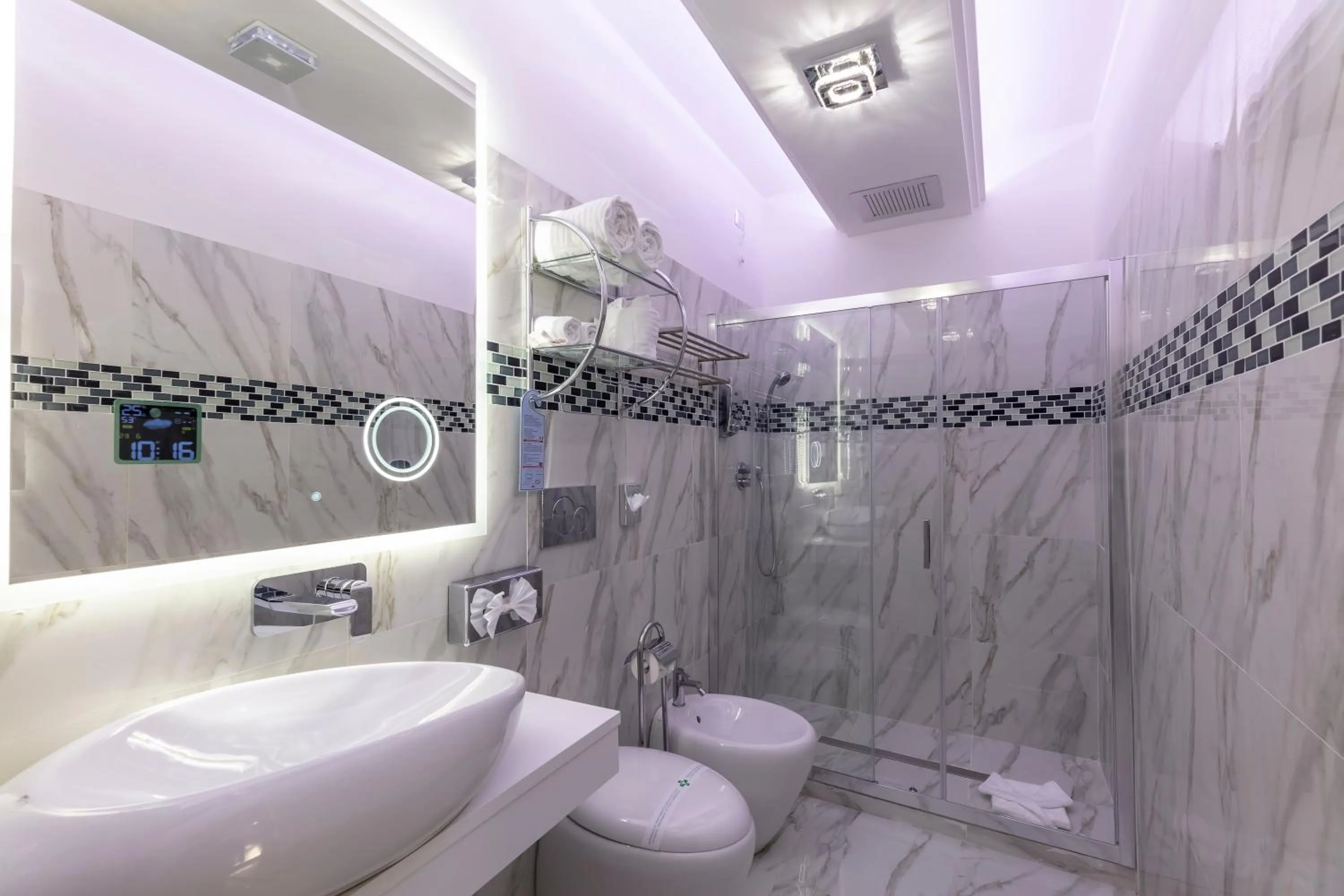 Bathroom in THE ONE Boutique Hotel & SPA Rome