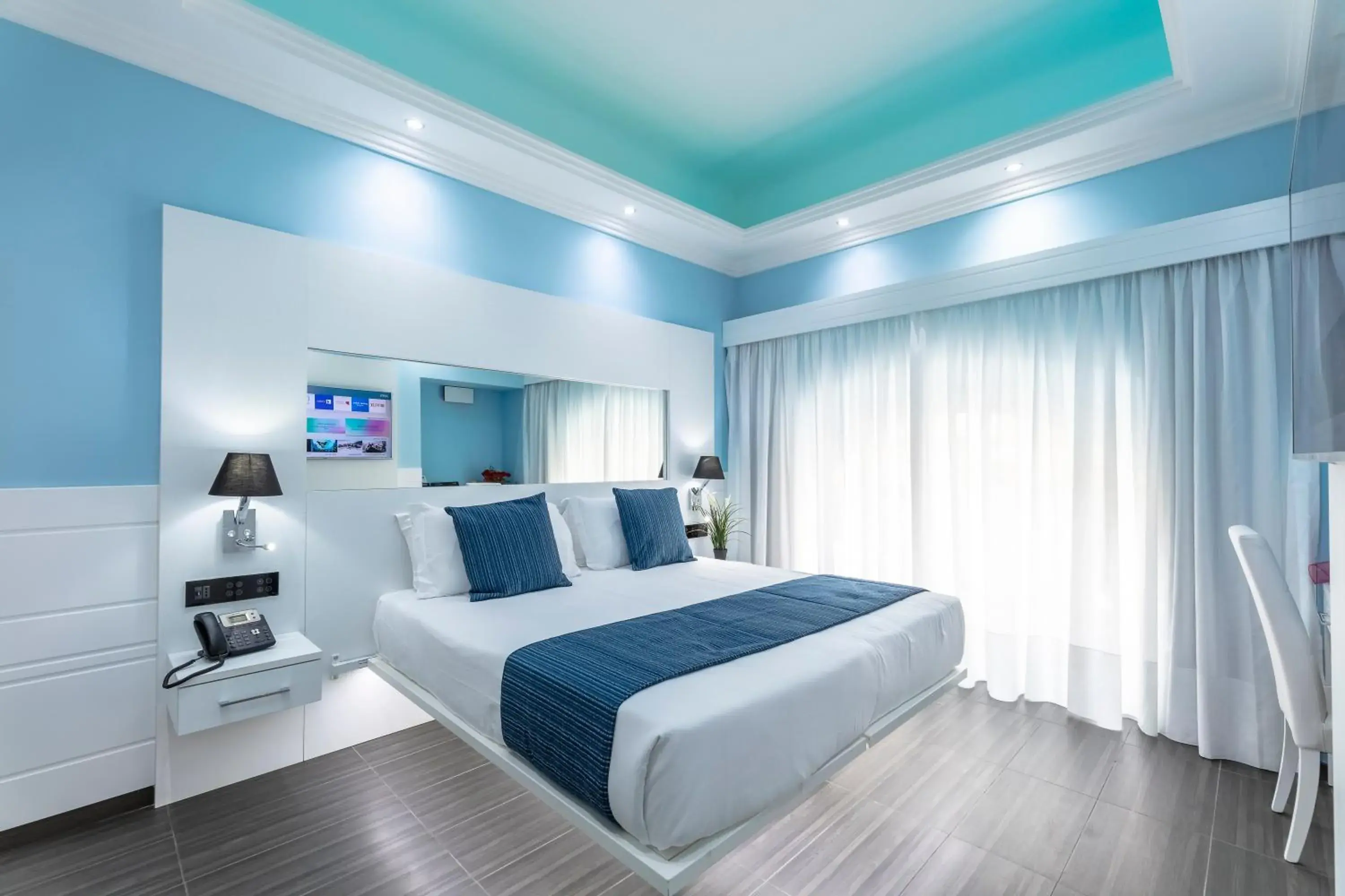 Deluxe Double Room in THE ONE Boutique Hotel & SPA Rome Deluxe Double Room in THE ONE Boutique Hotel & SPA Rome