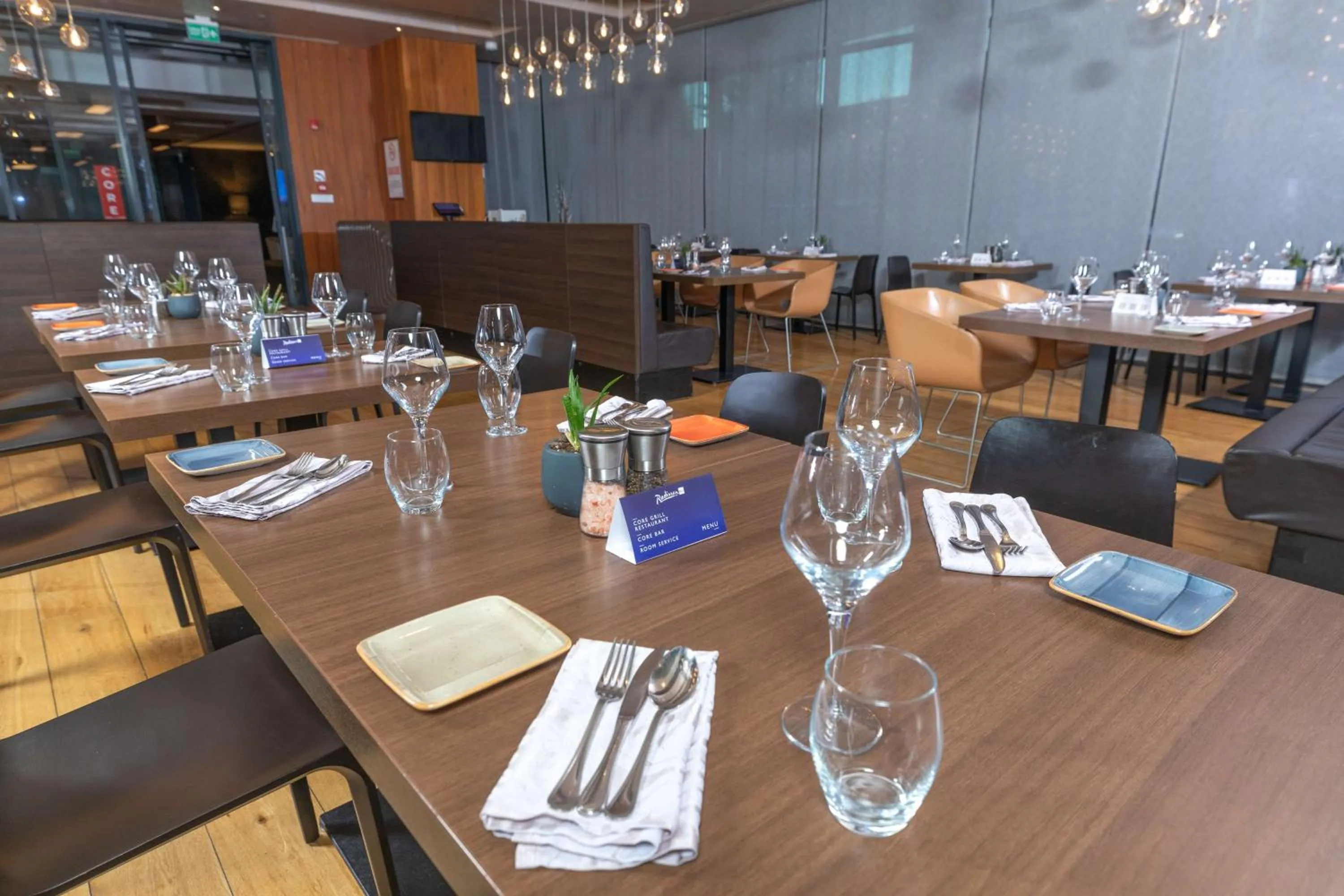 Restaurant/places to eat in Radisson Blu Hotel Istanbul Asia