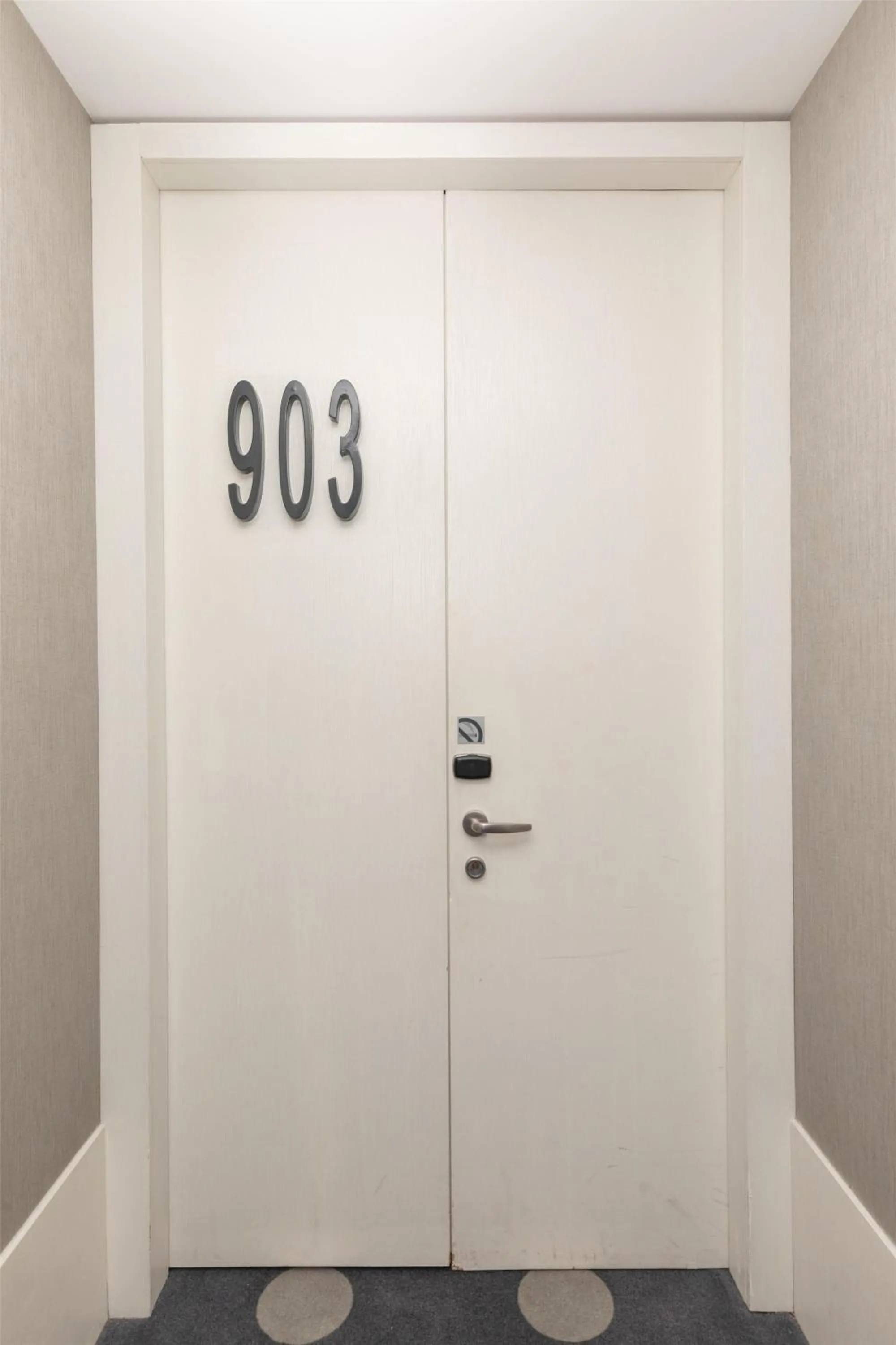 Bedroom in Radisson Blu Hotel Istanbul Asia