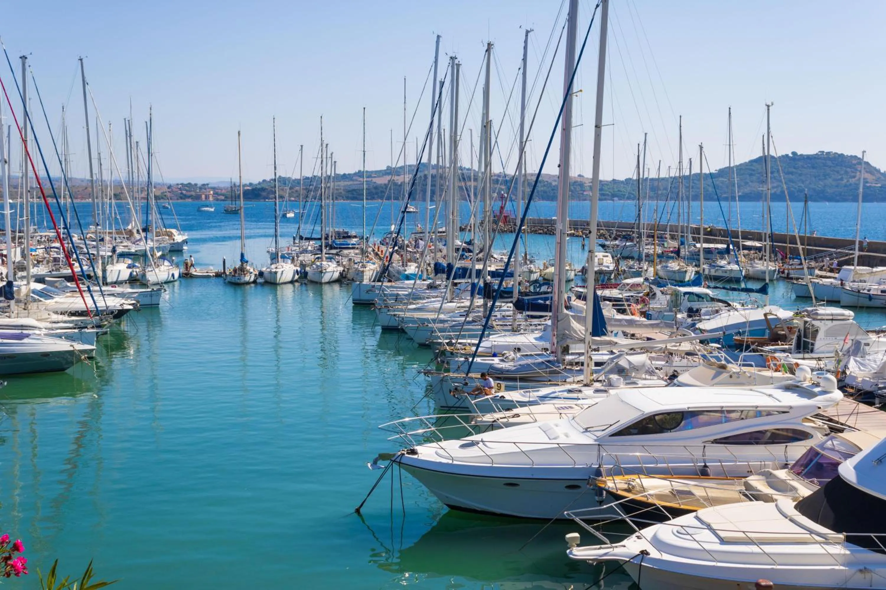 Natural landscape in Hotel Capo D'Uomo
