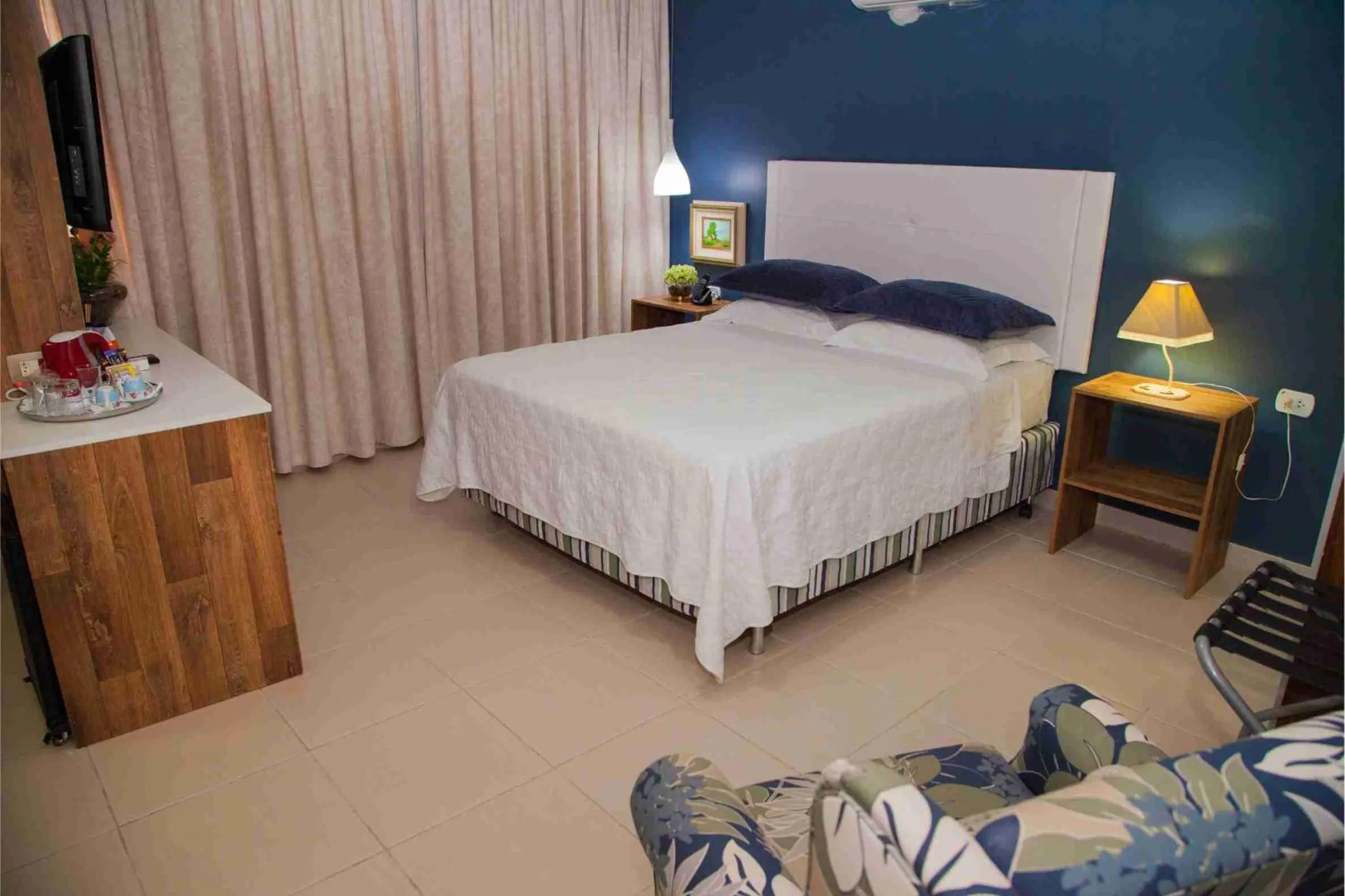 Bed in CHA Royal Plaza Hotel