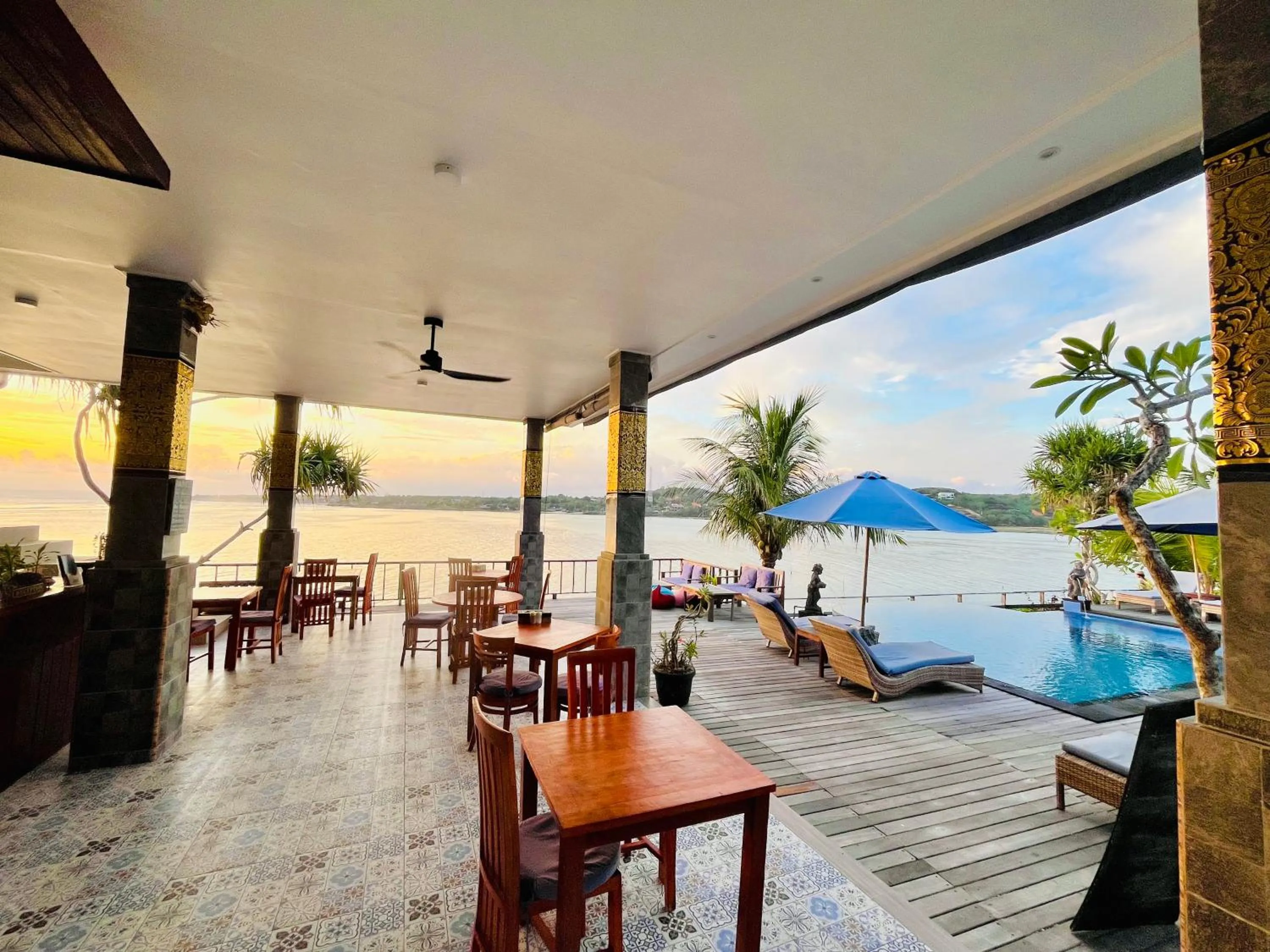 Day in Nusa Veranda Sunset Villas & Restaurant