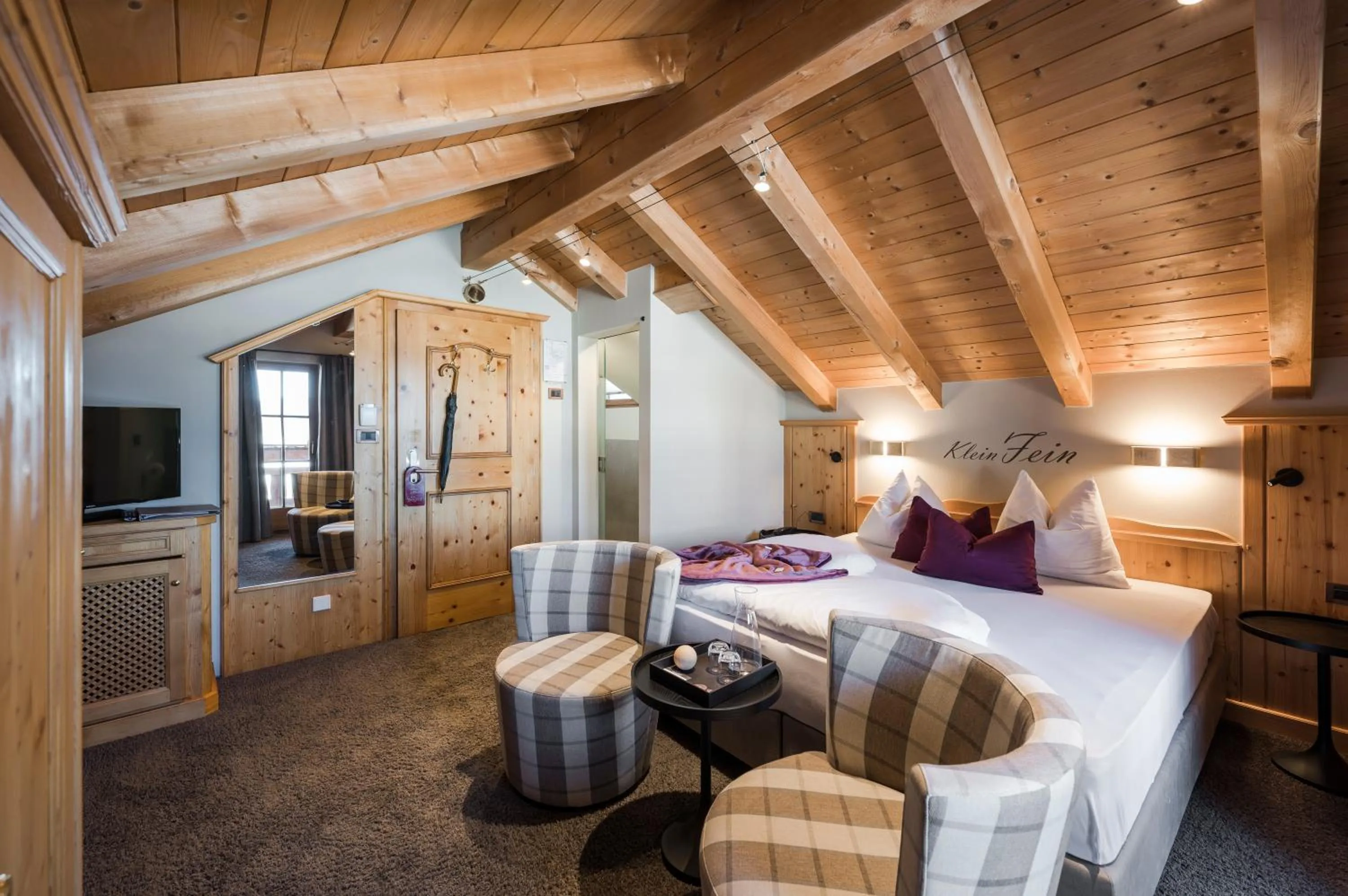 Photo of the whole room, Bed in Hotel Viertler