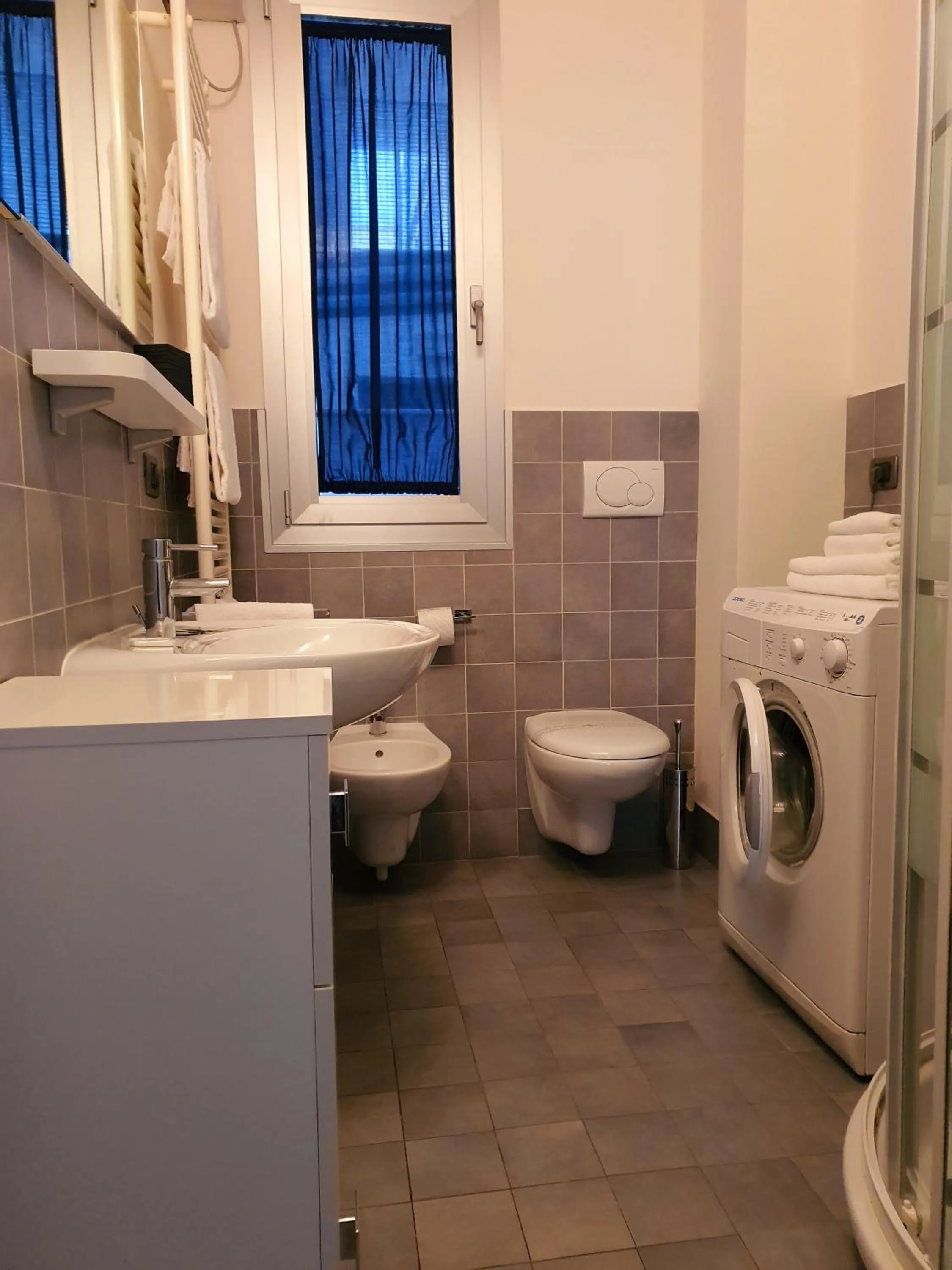 Bathroom in Residence Hotel Hungaria