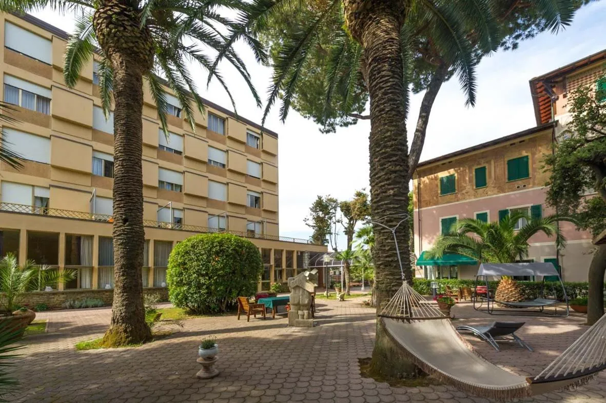 Property building in Albergo Battelli Only Adults