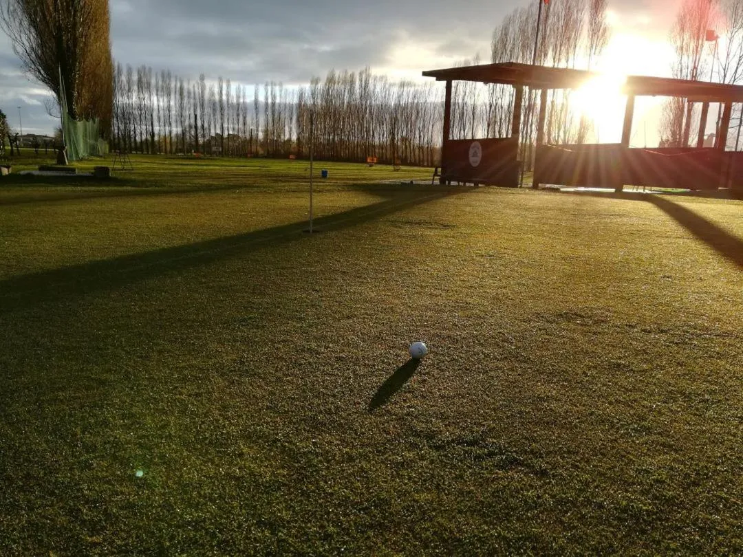 Golfcourse in Albergo Battelli Only Adults