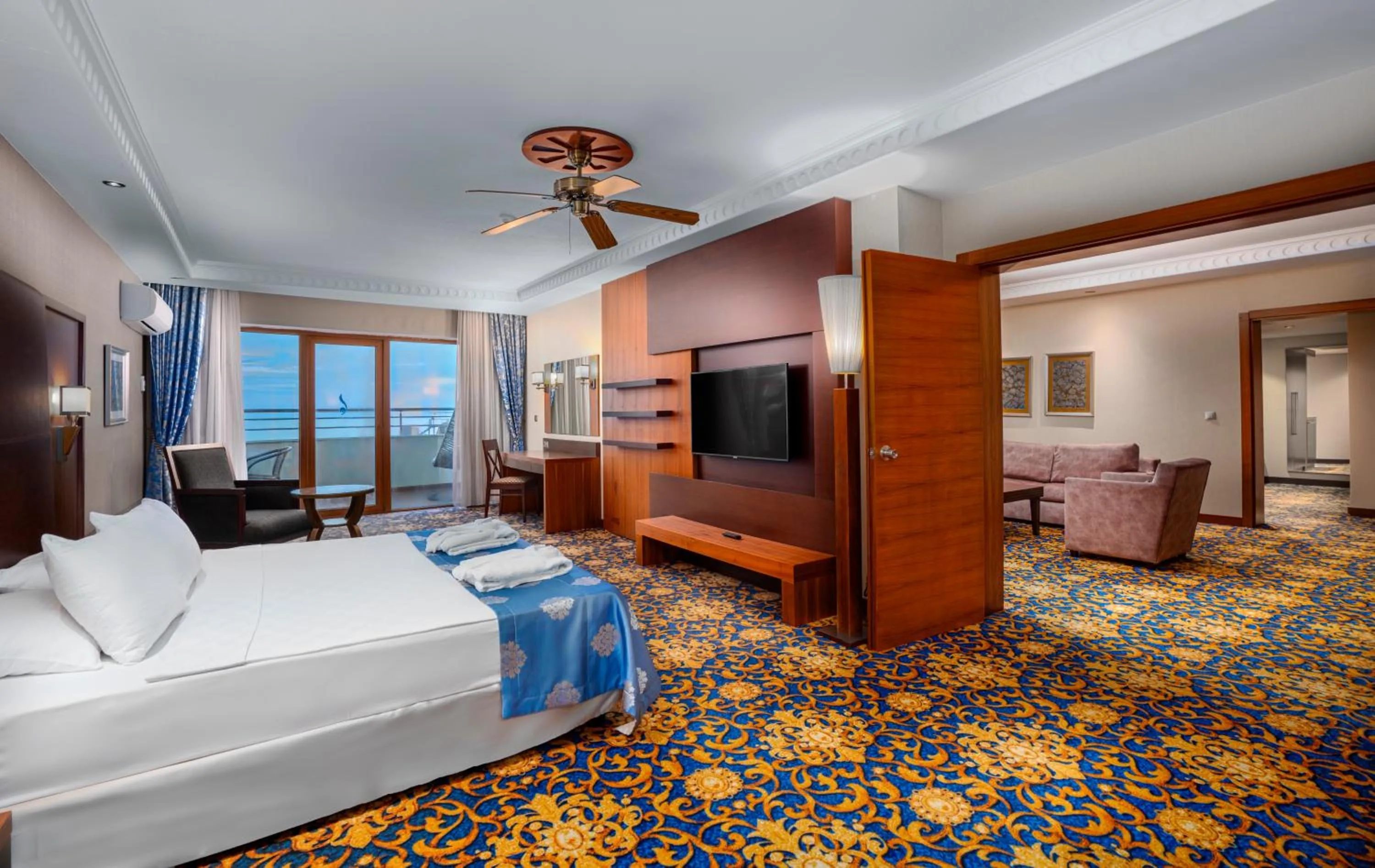 Communal lounge/ TV room in Bera Alanya Hotel - Halal All Inclusive