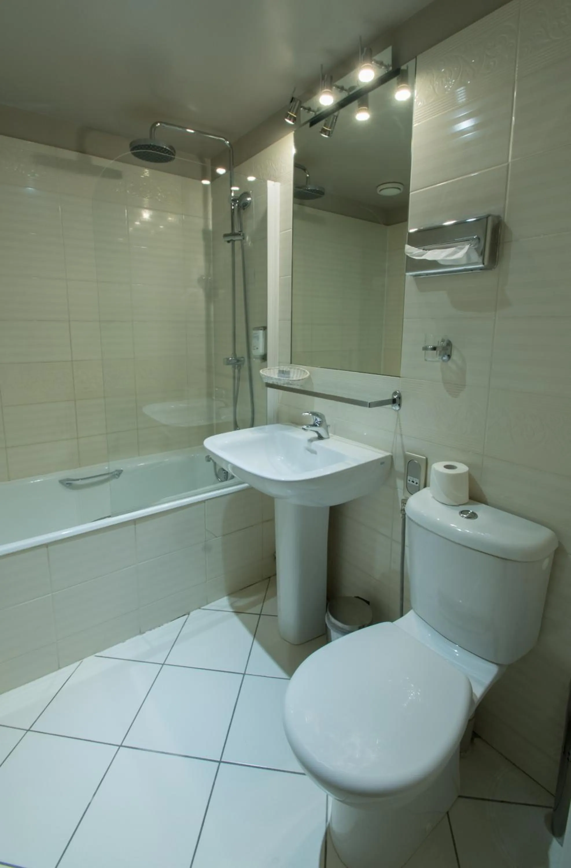 Bathroom in Auberge du Manet