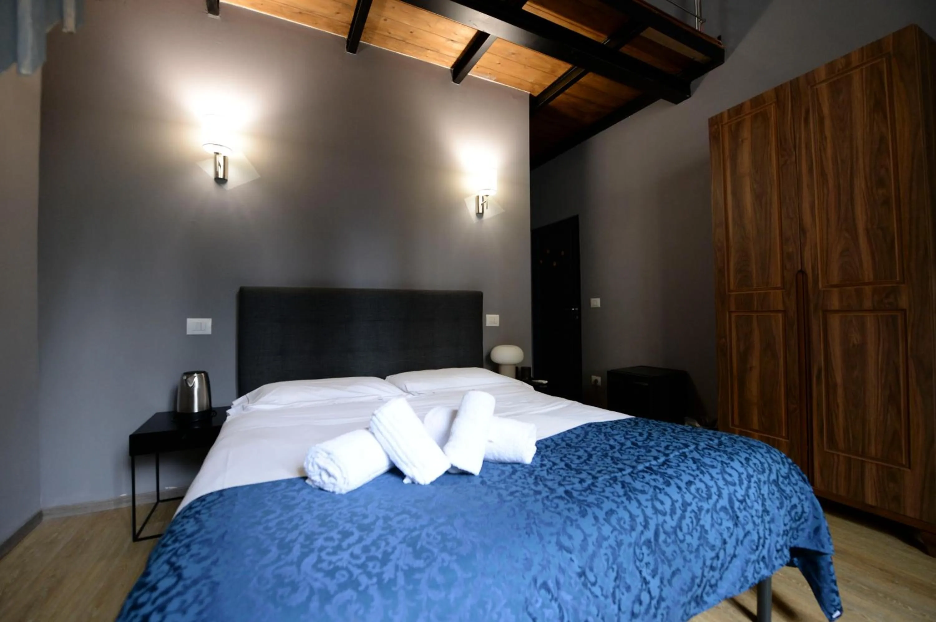 Bedroom, Bed in Palazzo Oliveto