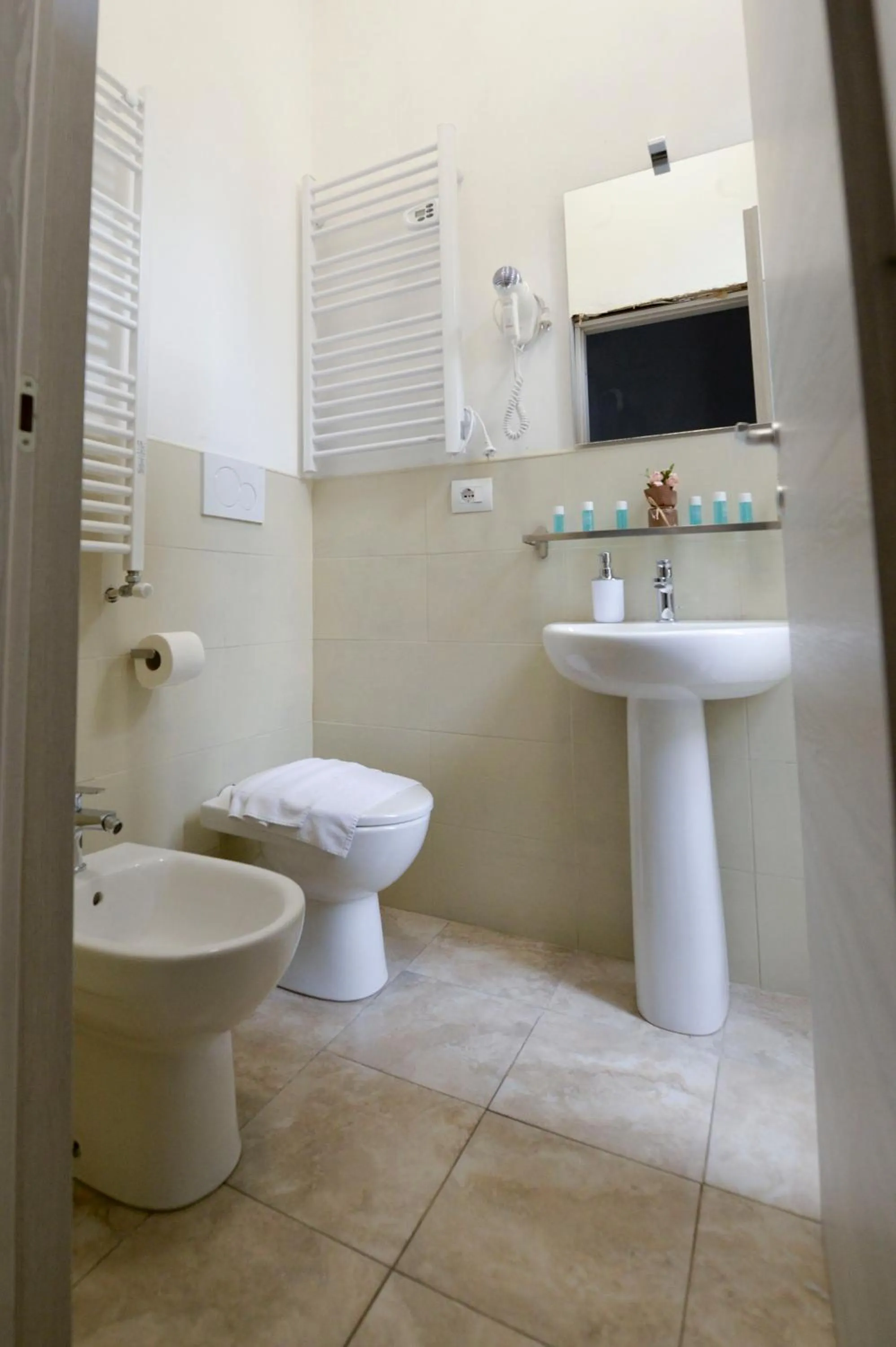 Toilet in Palazzo Oliveto