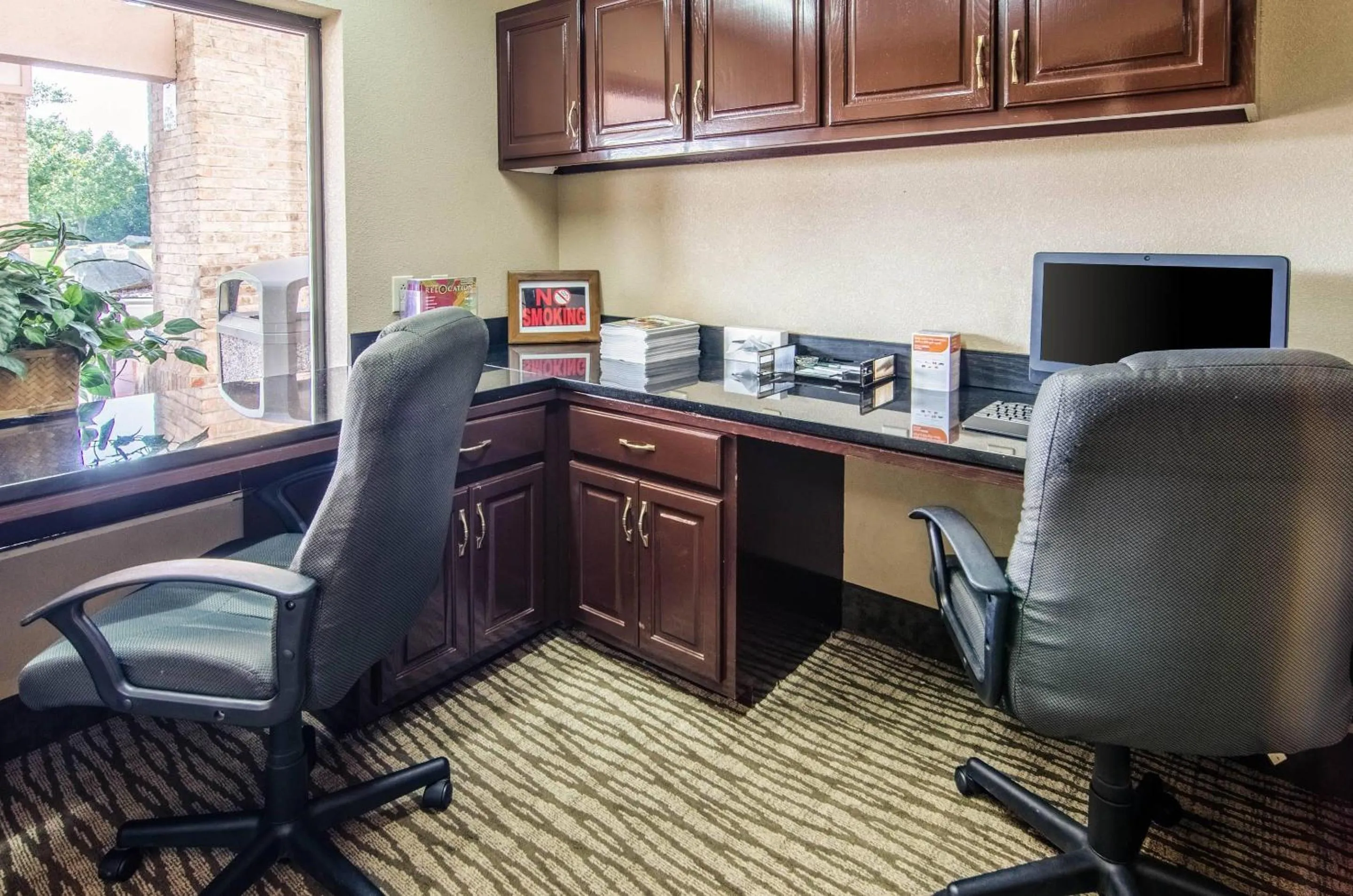 Business facilities in Quality Suites Graham - Burlington South