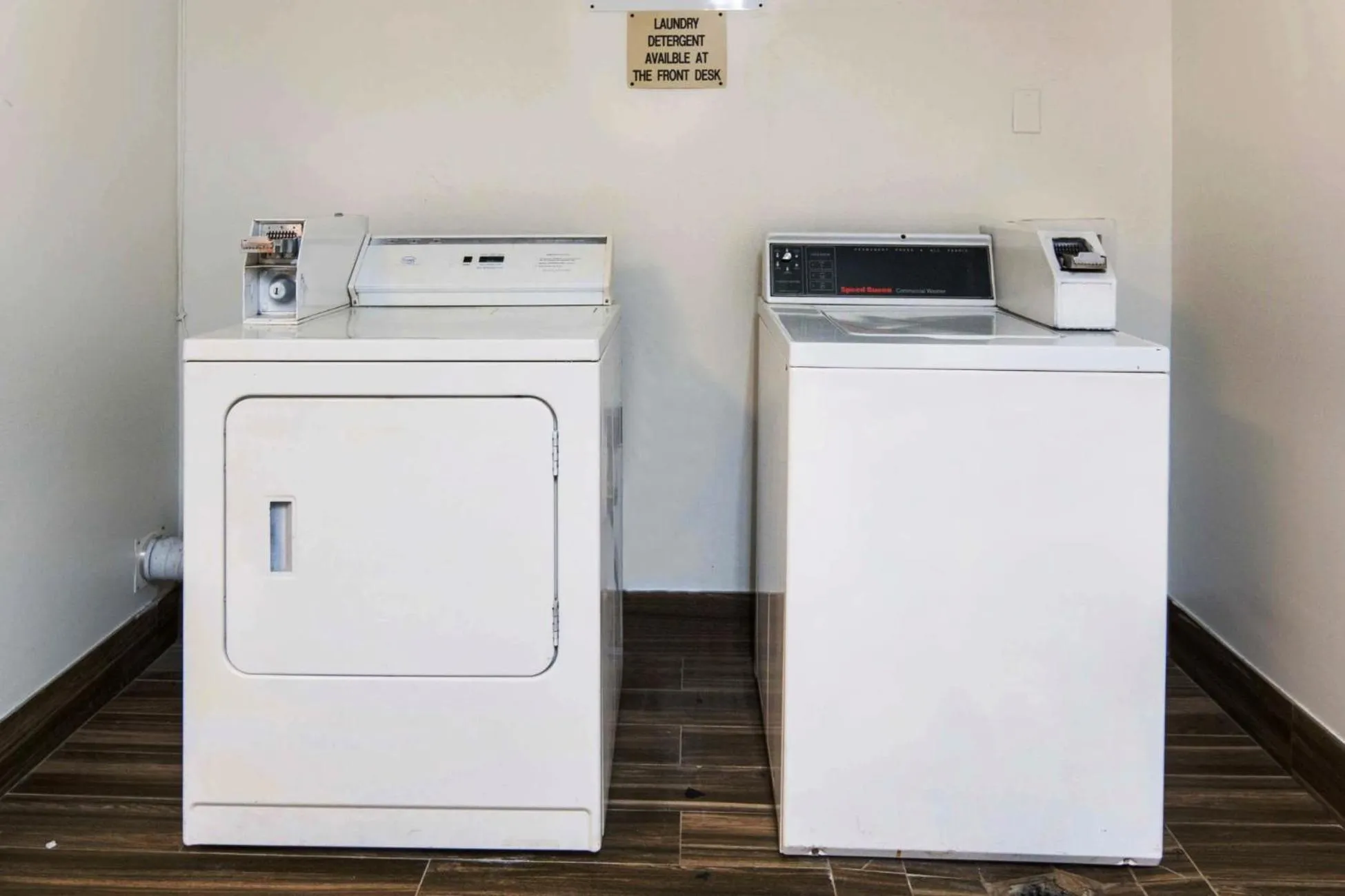 laundry in Motel 6-Conroe, TX