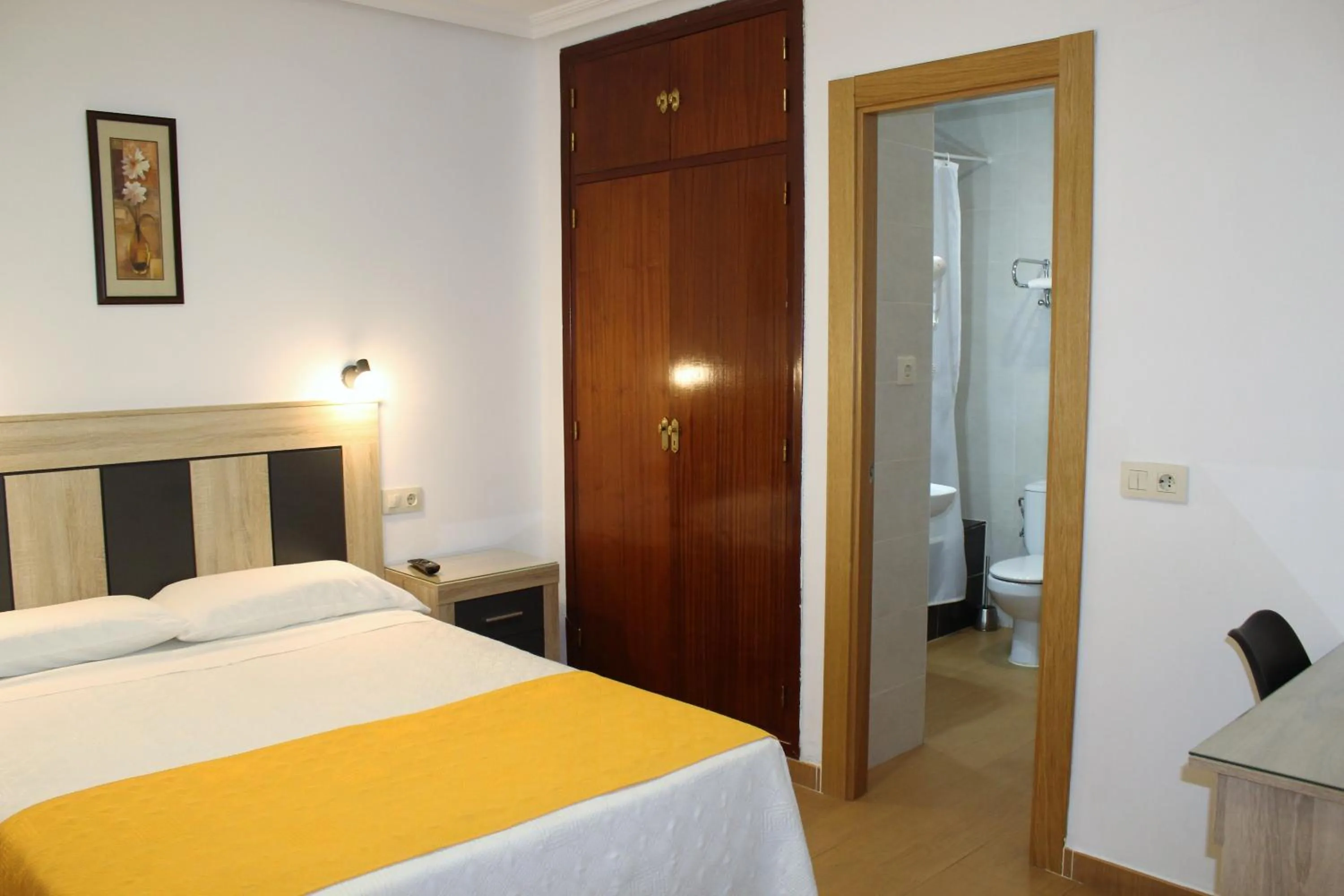 Photo of the whole room, Bed in Hostal Madrid