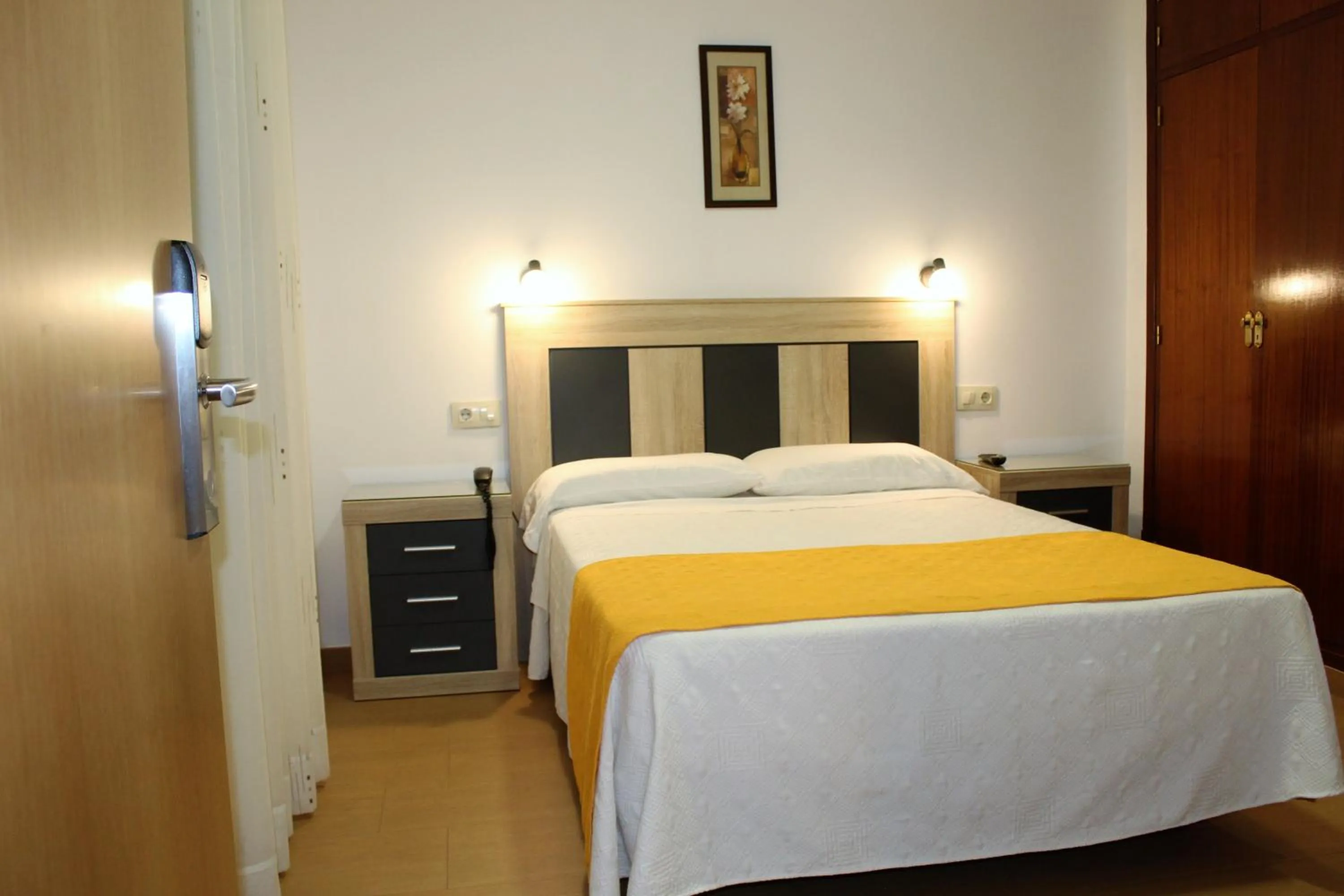 Bed in Hostal Madrid