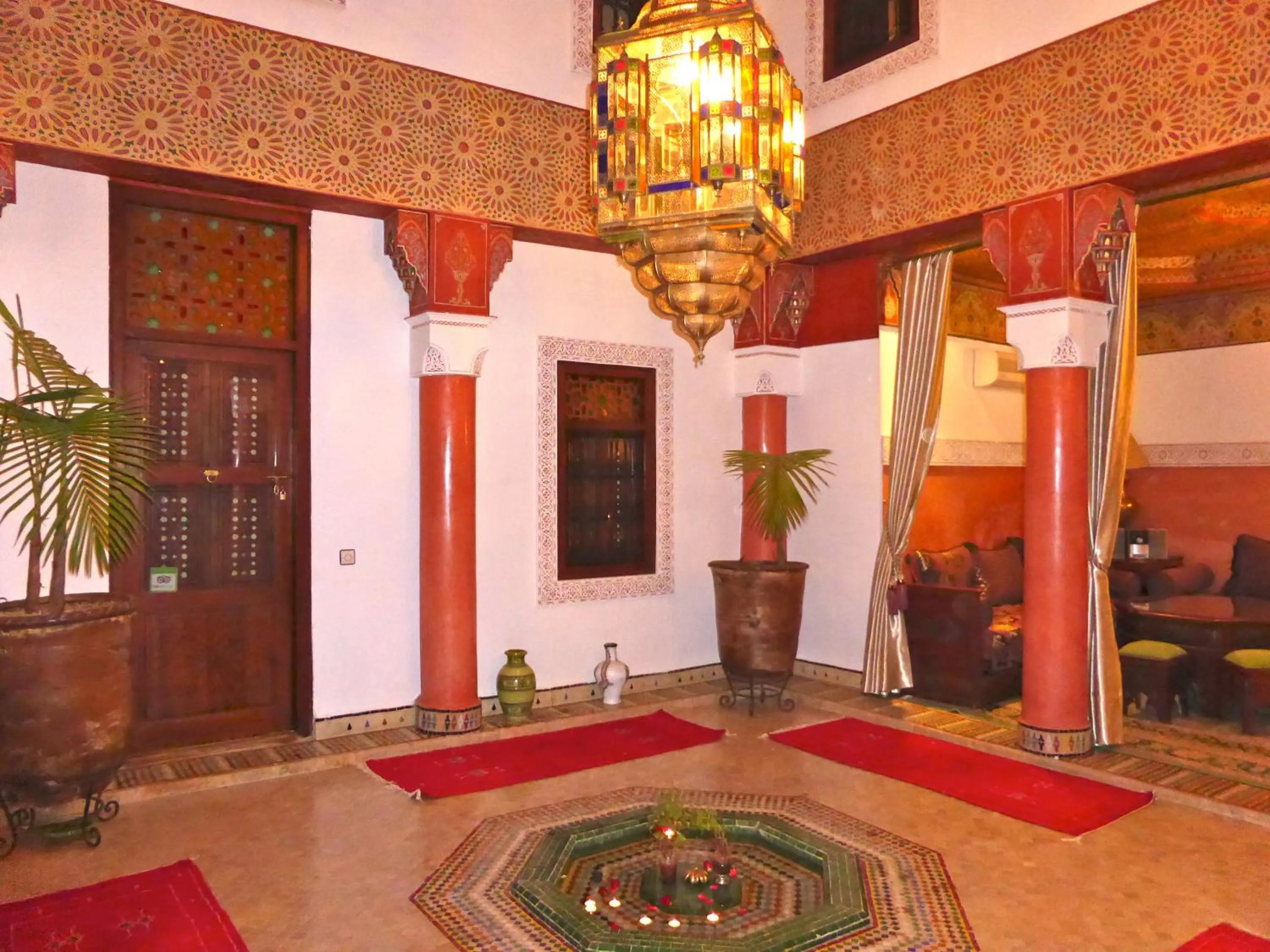 Lounge or bar in Riad Lila
