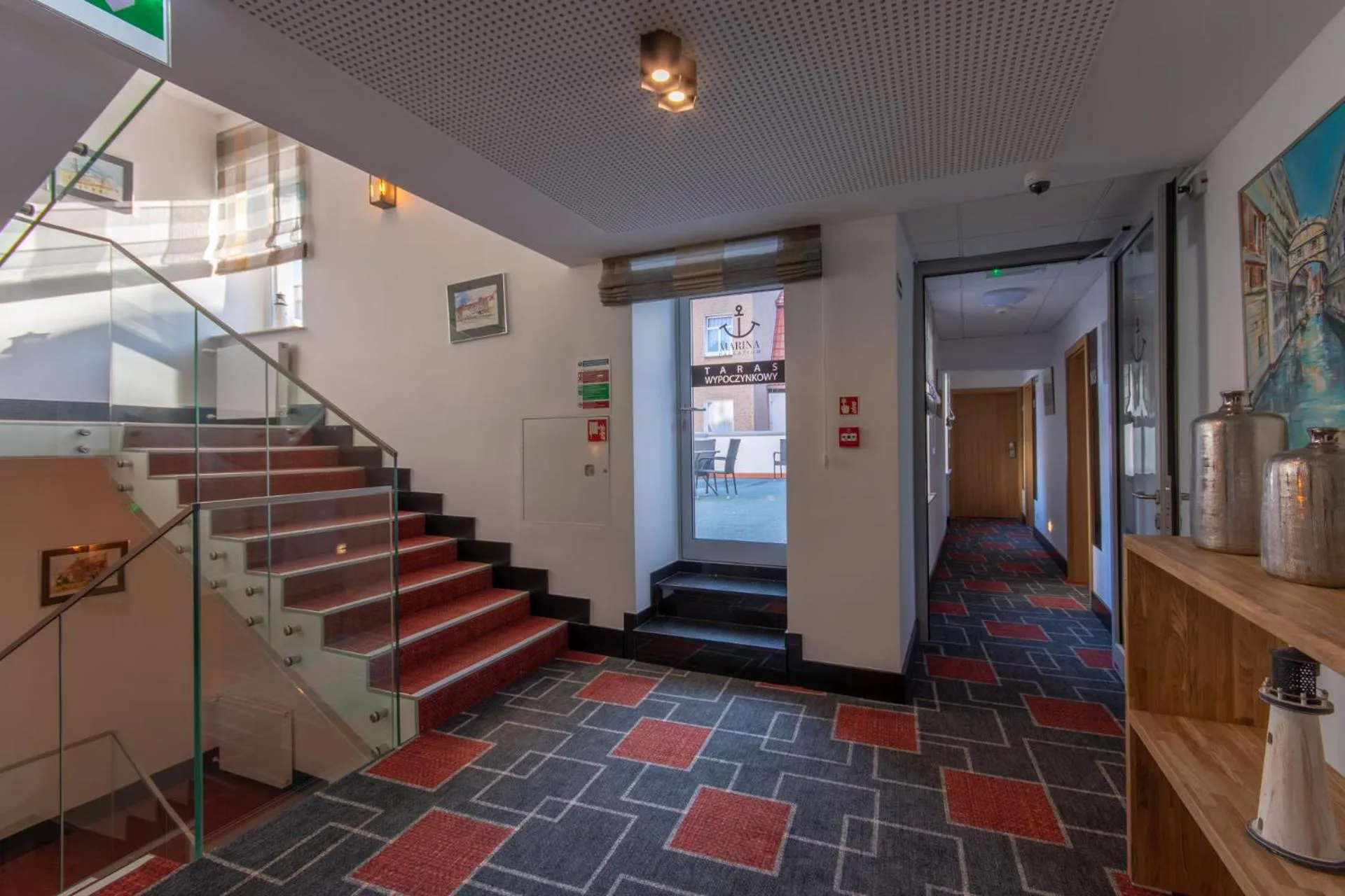 Property building in Marina Pallatium Premium Floor