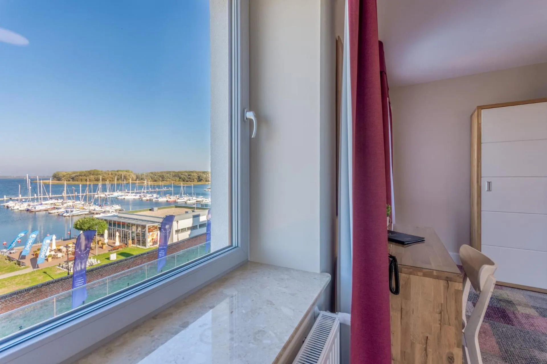 Lake view in Marina Pallatium Premium Floor