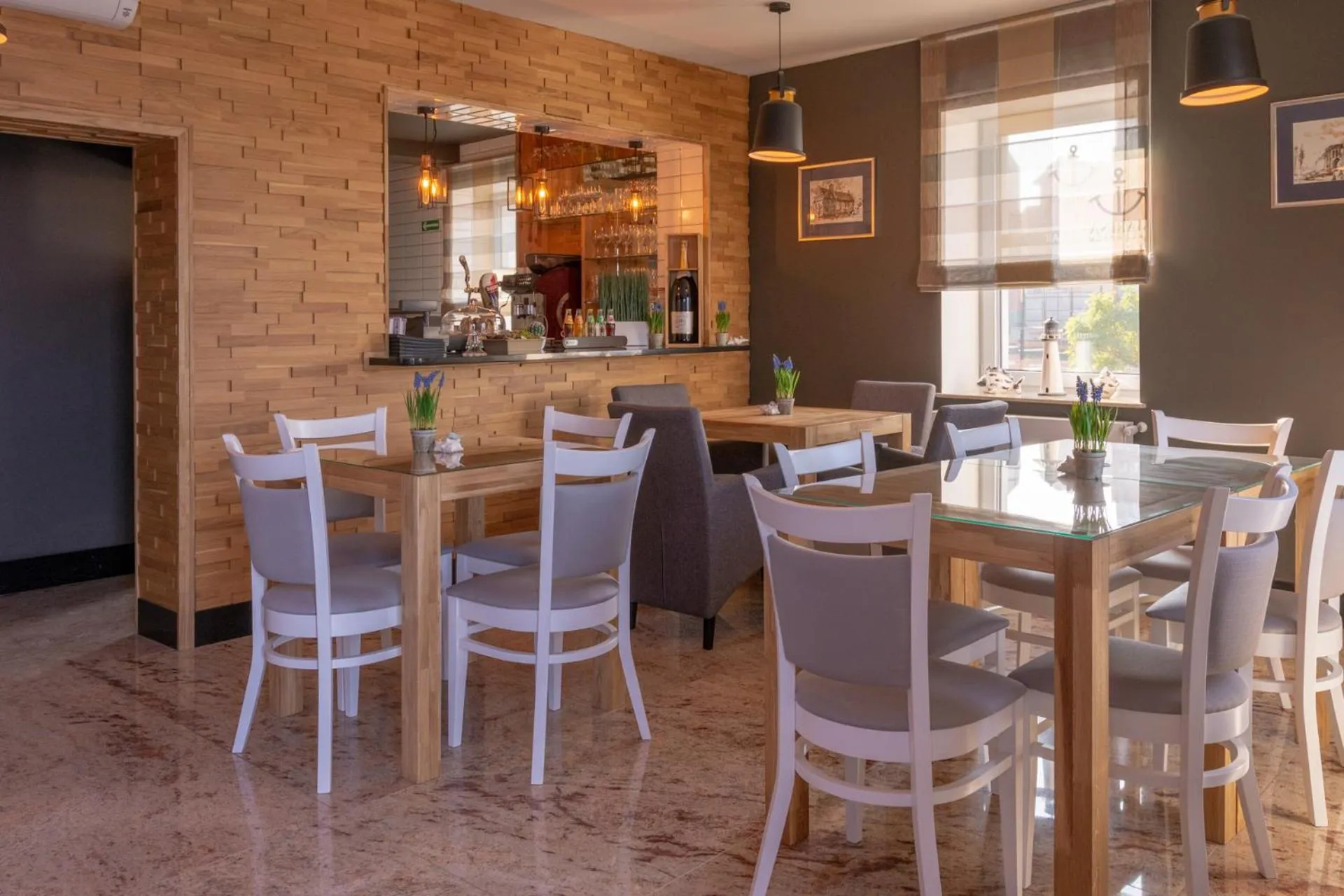 Food close-up in Marina Pallatium Premium Floor