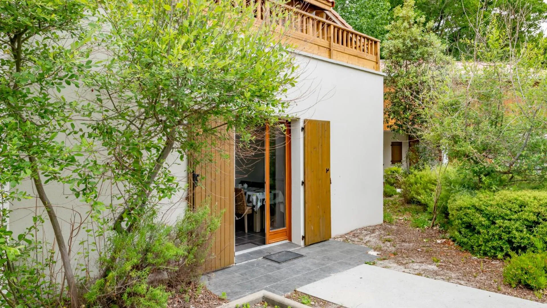 Patio in Vacancéole - Les Rives du Lac