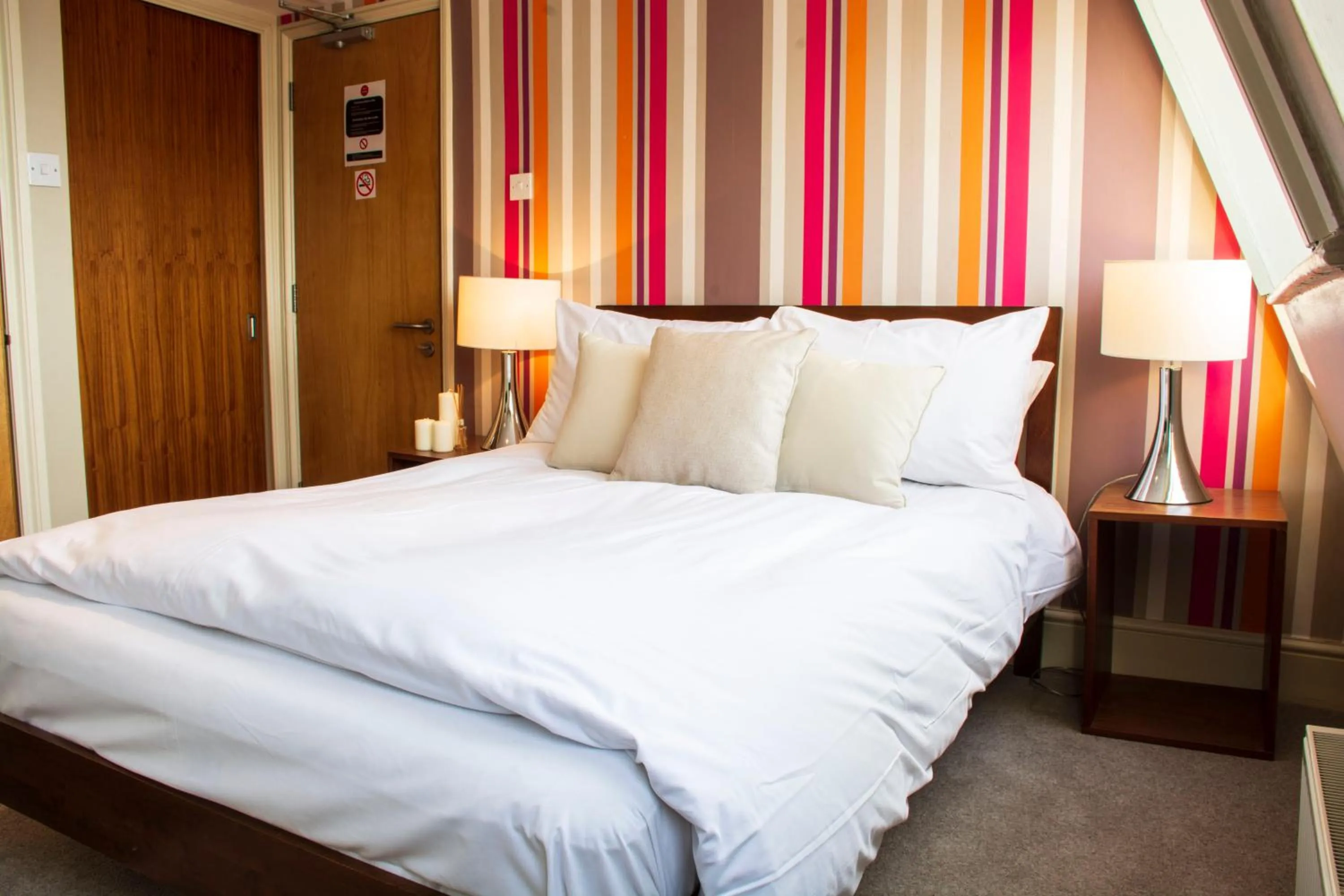 Bed in Amherst Brighton