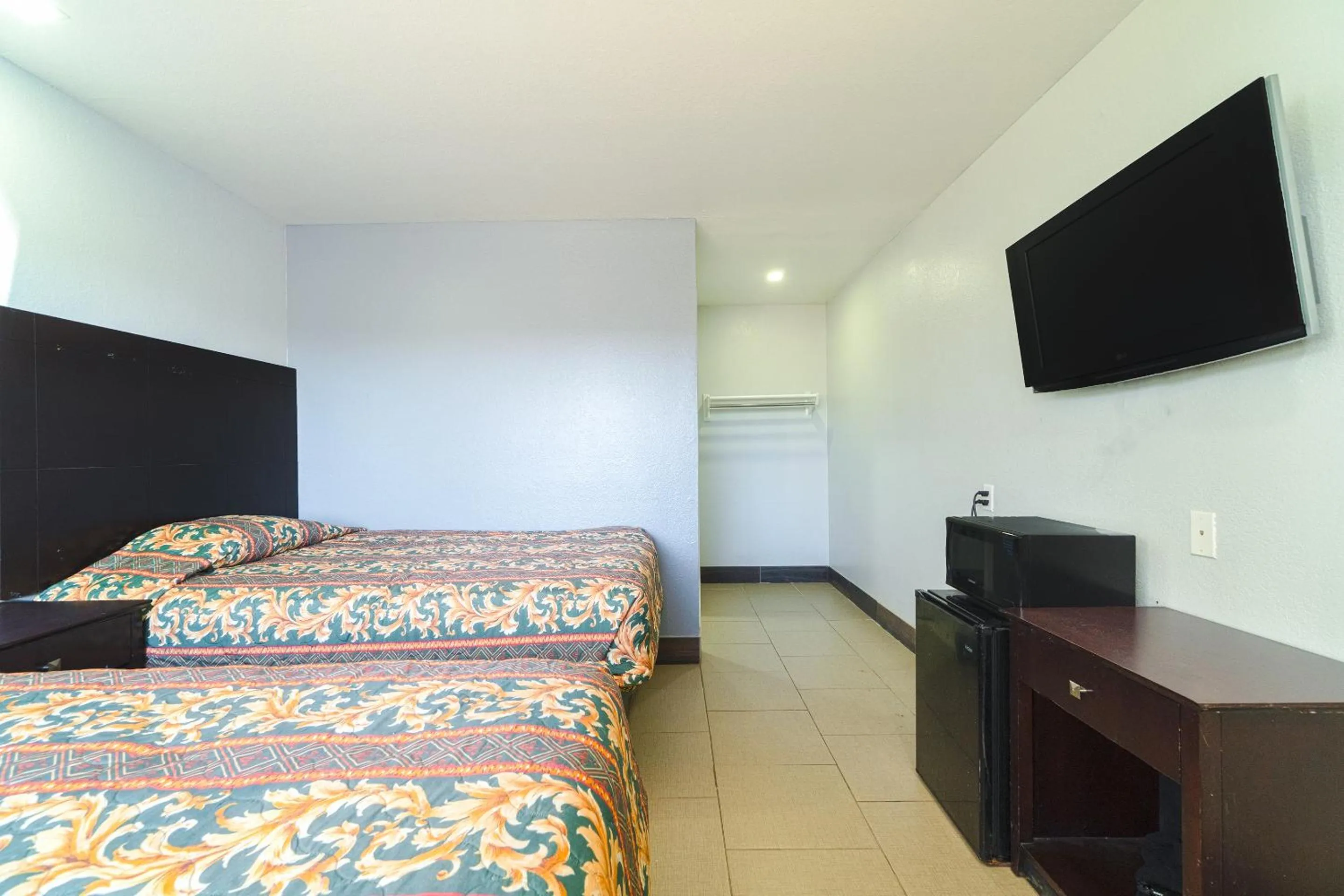 Bedroom, Bed in Xpress Inn & Extended Stays