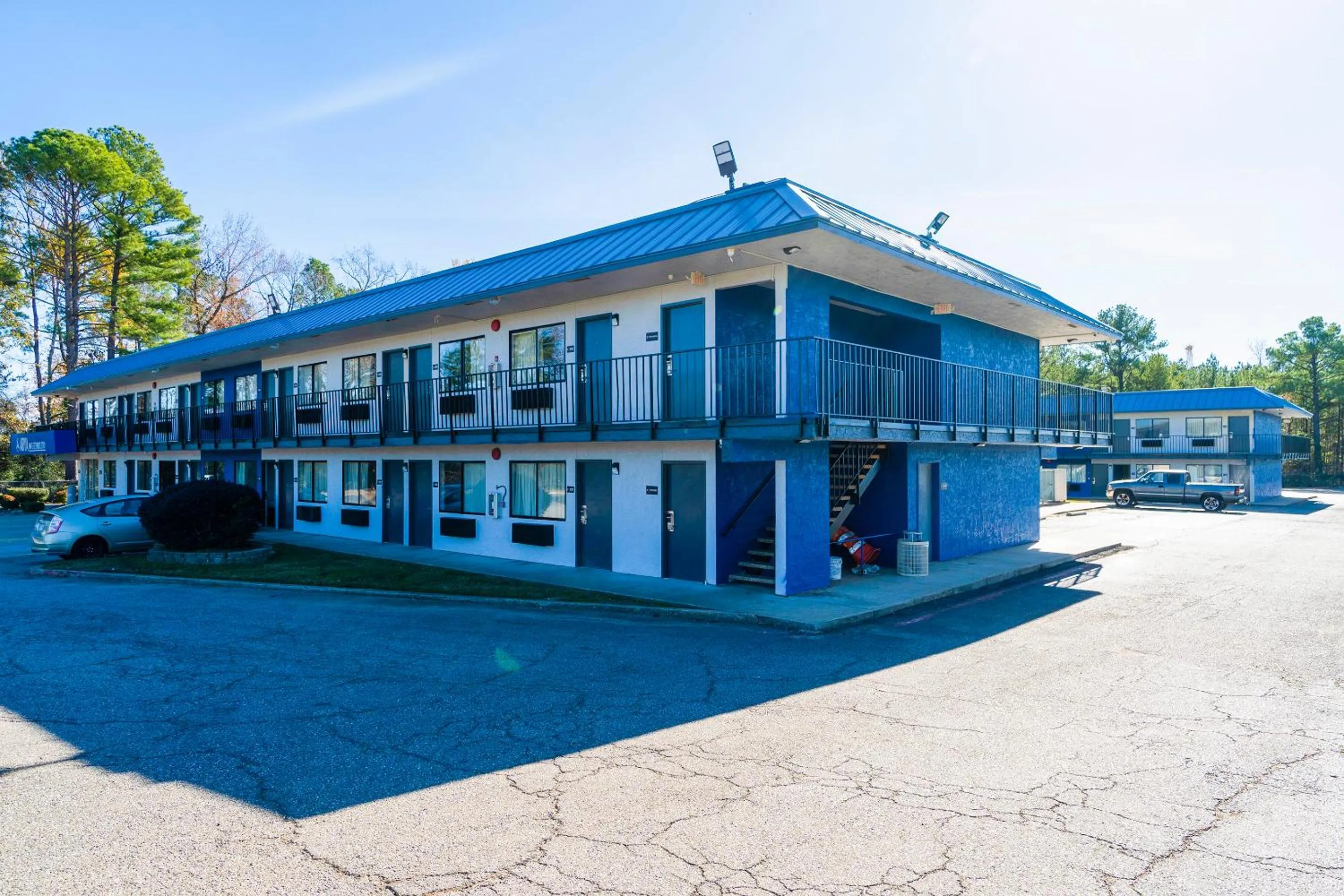 Facade/entrance in Xpress Inn & Extended Stays