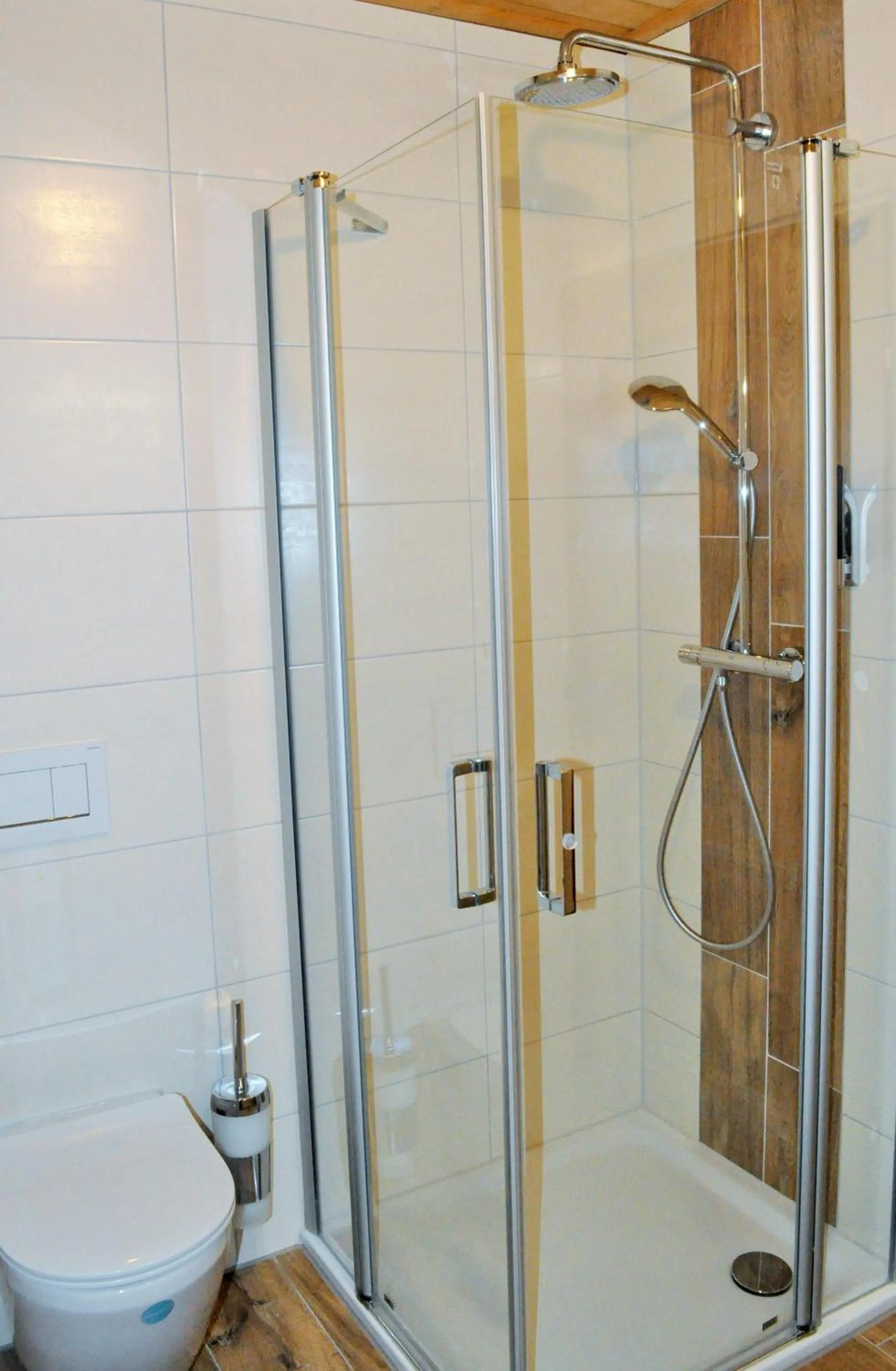 Shower in Hotel Restaurant Große Teichsmühle
