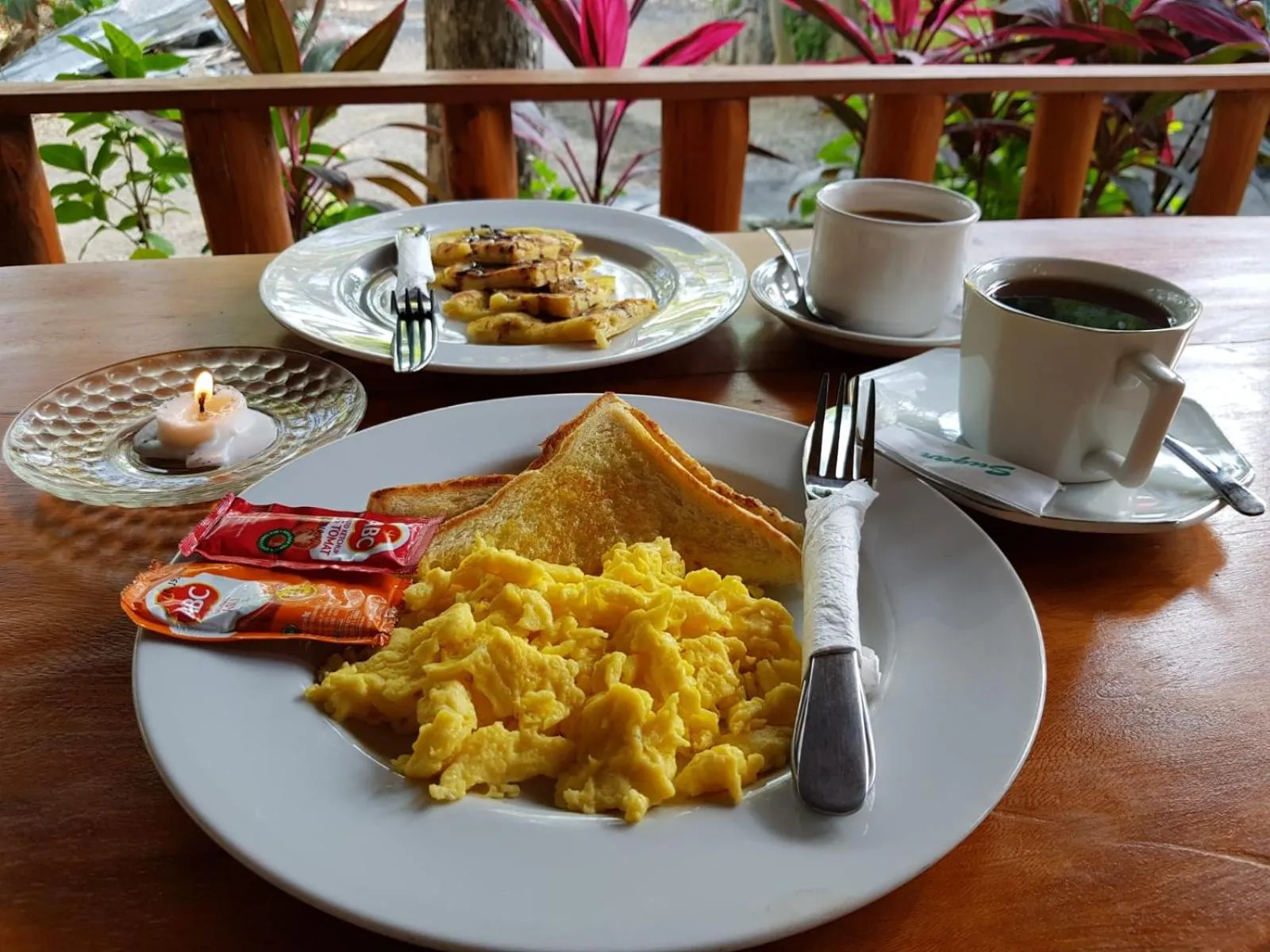 Breakfast in Japa Bungalow