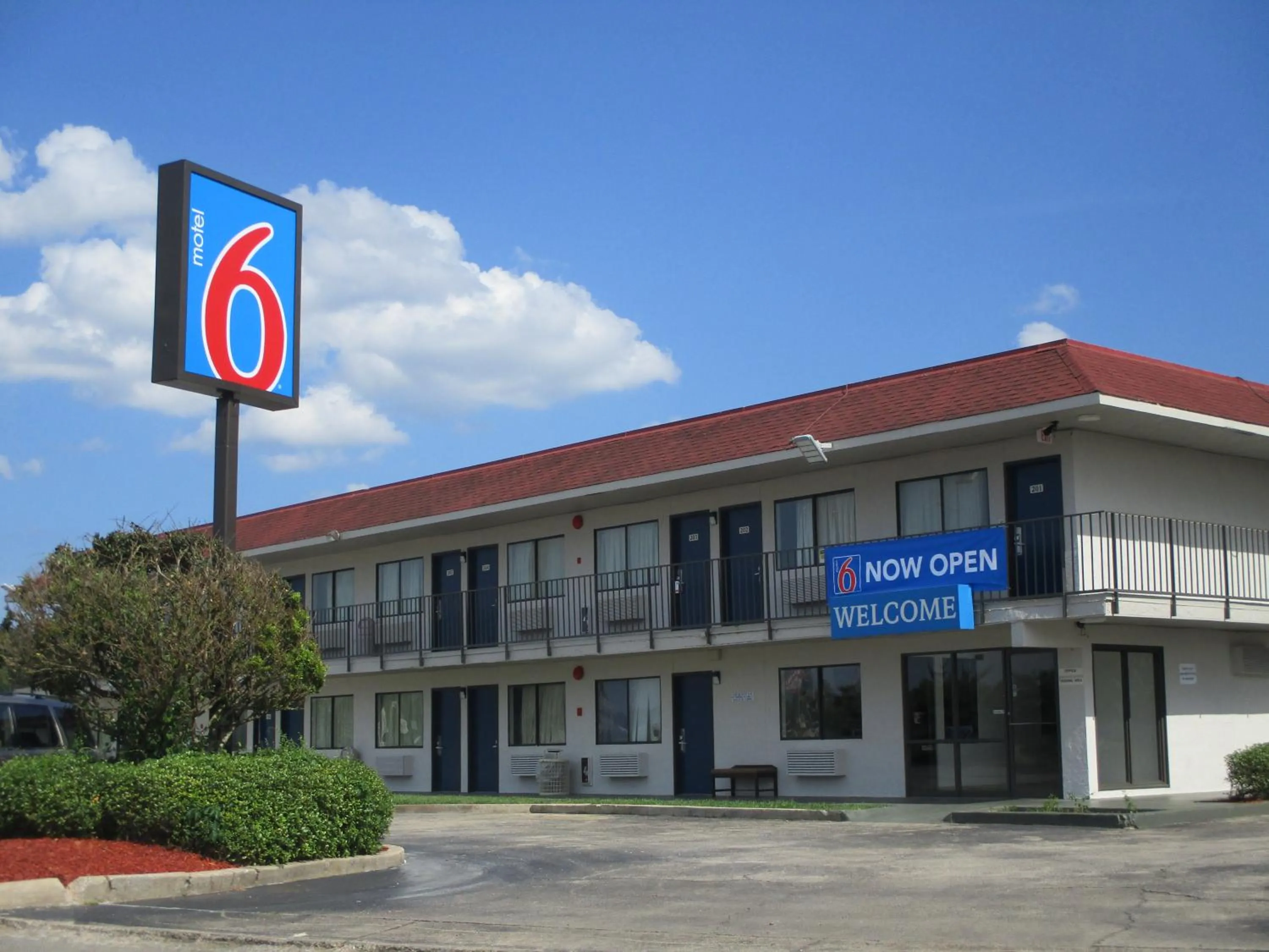 Property logo or sign in Motel 6-Meridian, MS