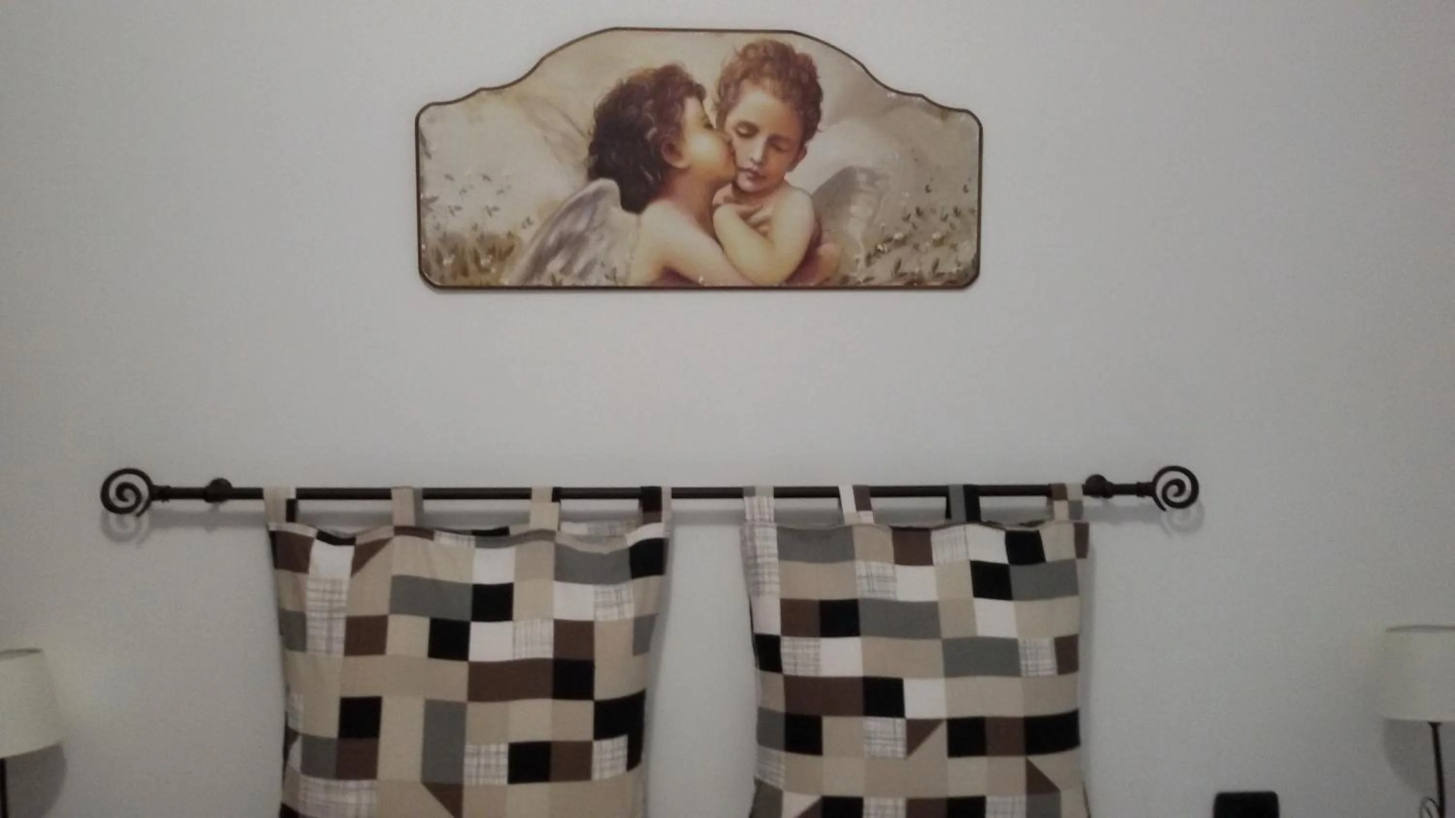 Double or Twin Room with Garden View - single occupancy in B&B Honey Rooms