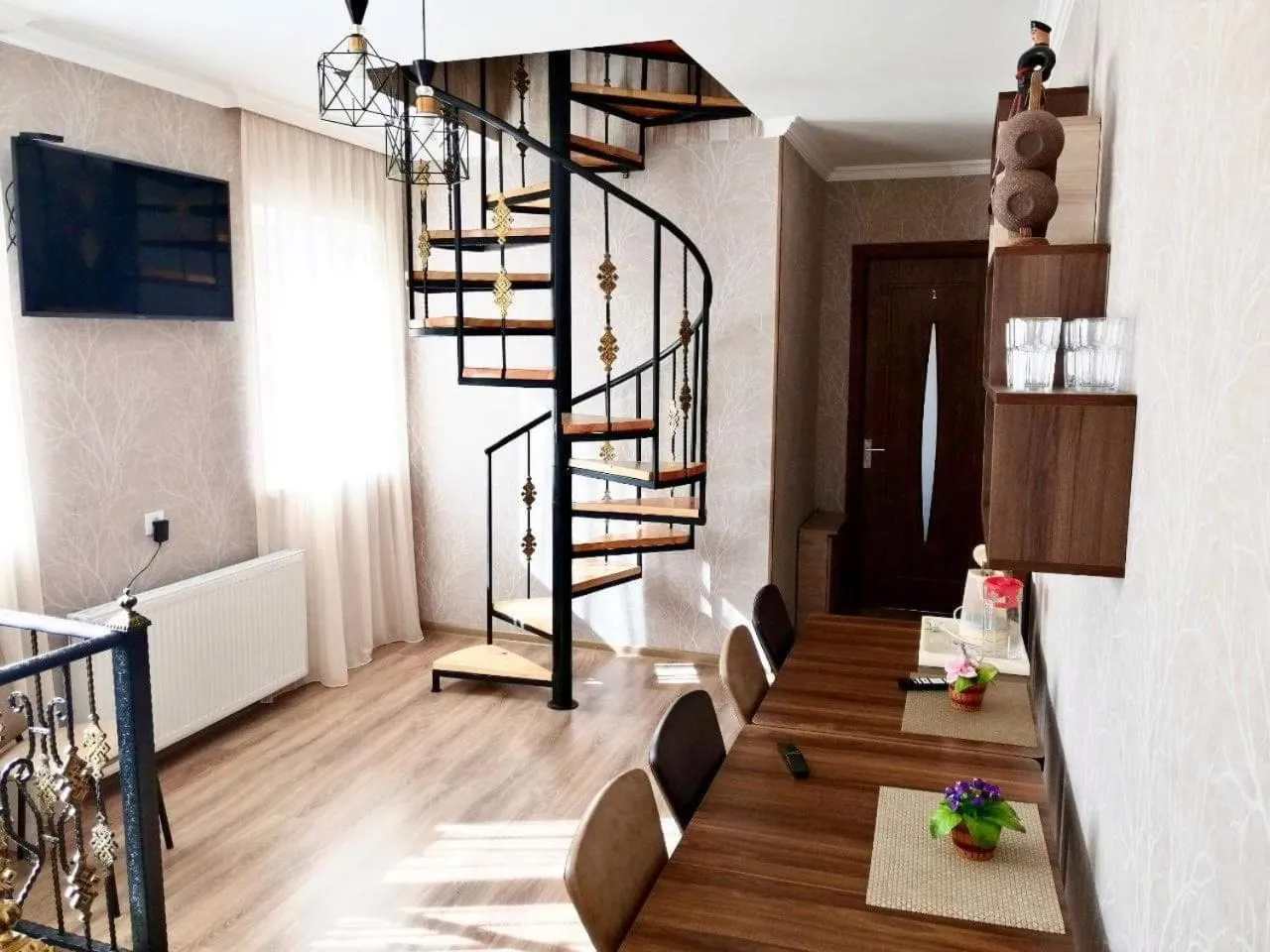 Living room in Kazbegi Inn