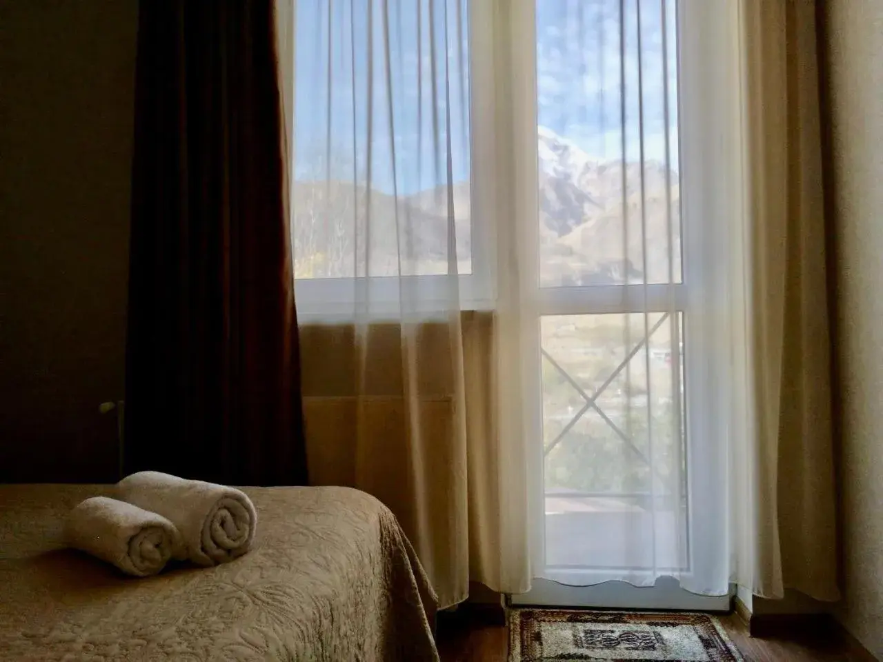 King Room with Mountain View in Kazbegi Inn King Room with Mountain View in Kazbegi Inn