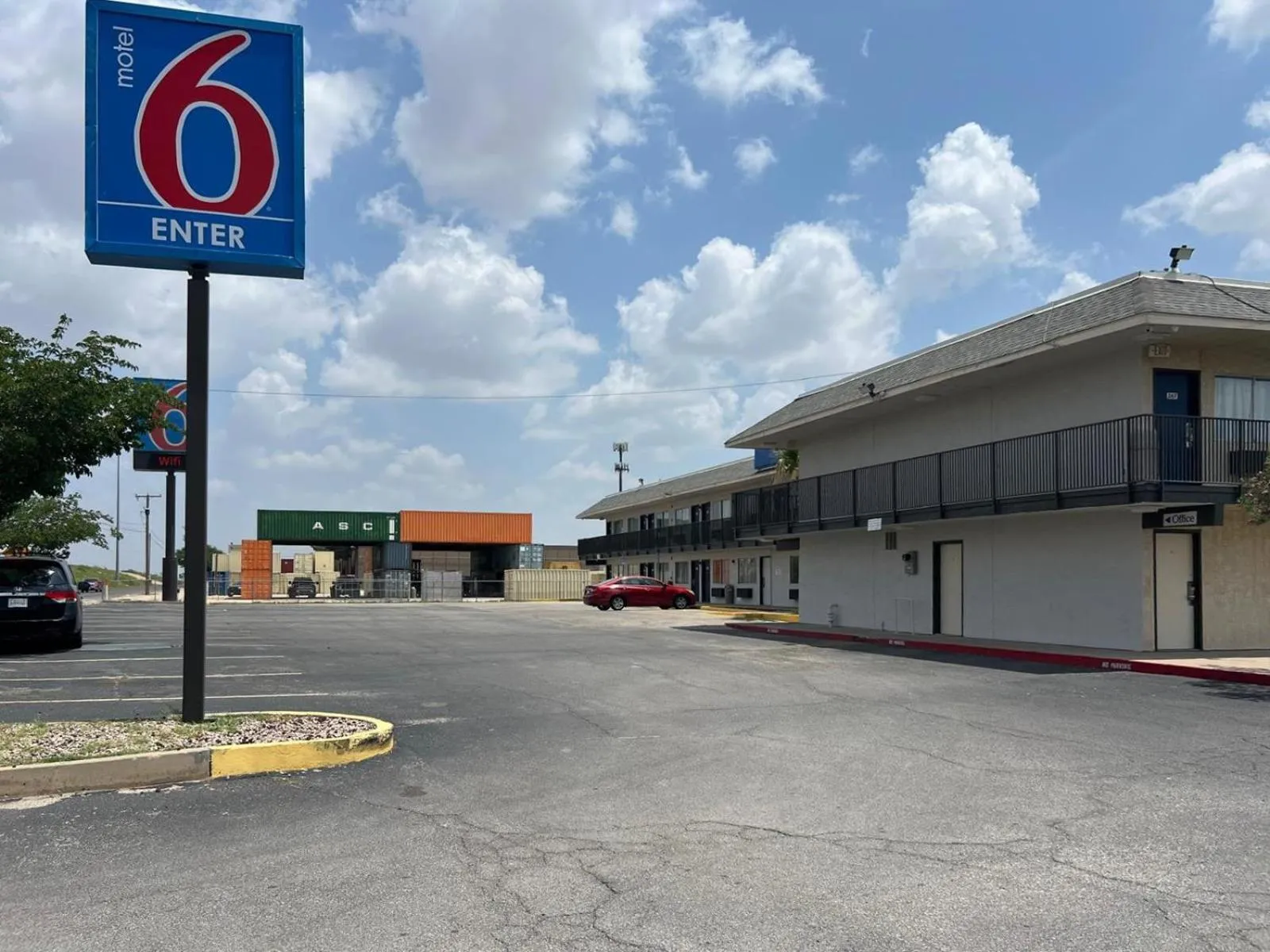 Property building in Motel 6-Odessa, TX
