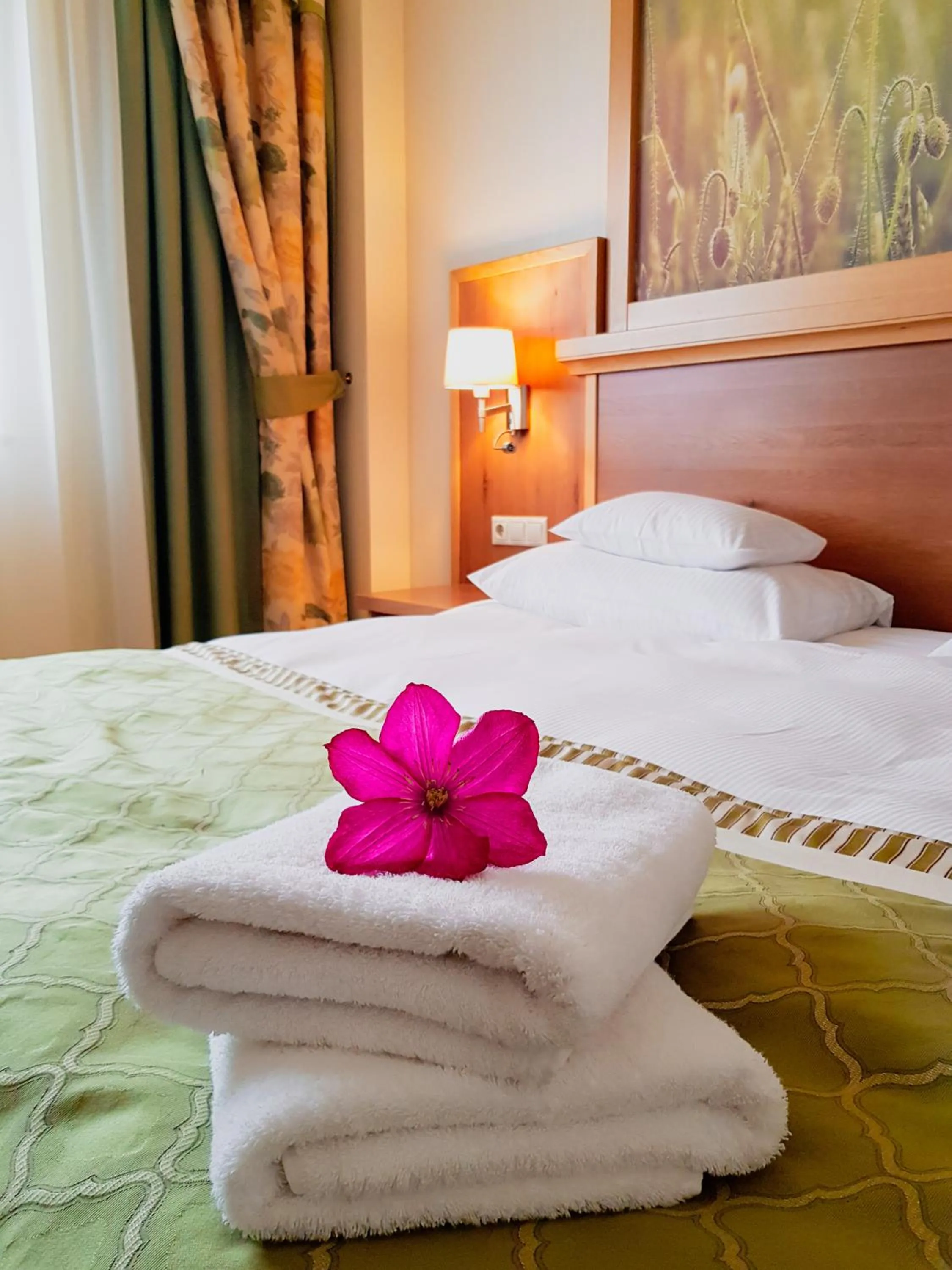 Bed in Hotel Sonnenhof