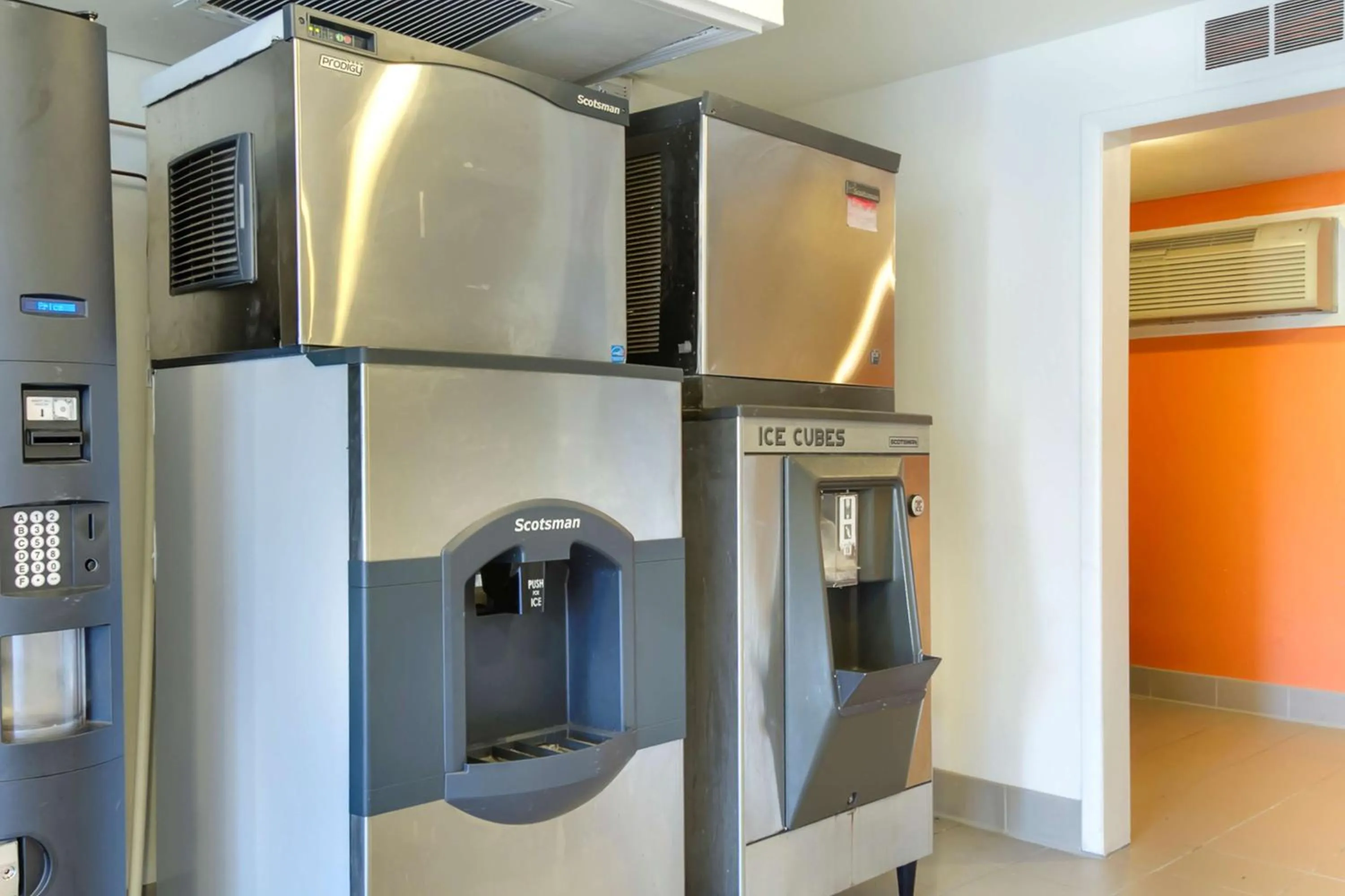 On site in Motel 6 Capitol Heights, MD - Washington