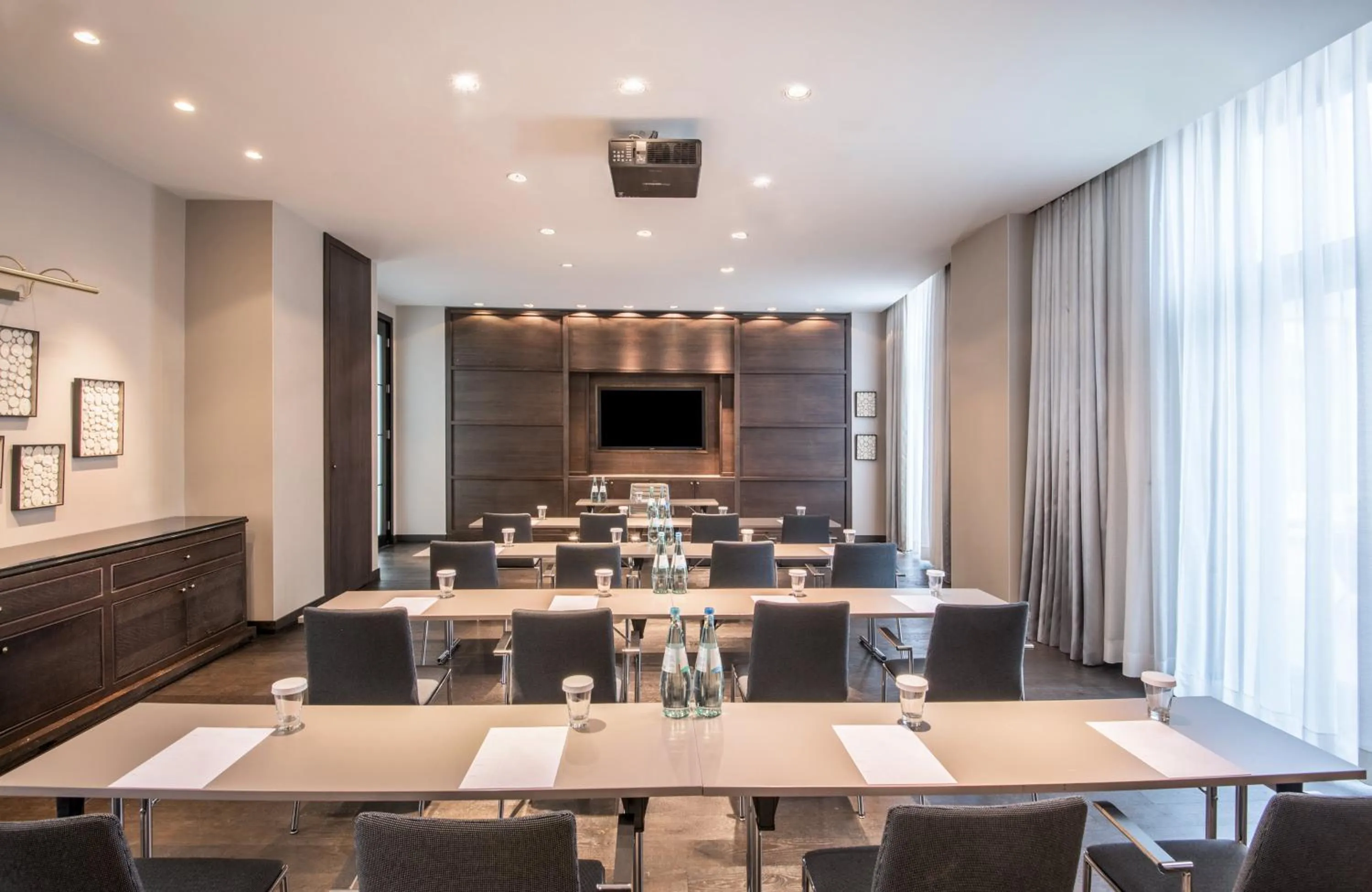 Meeting/conference room in The Posthouse Berlin Potsdamer Platz- Leonardo Limited Edition
