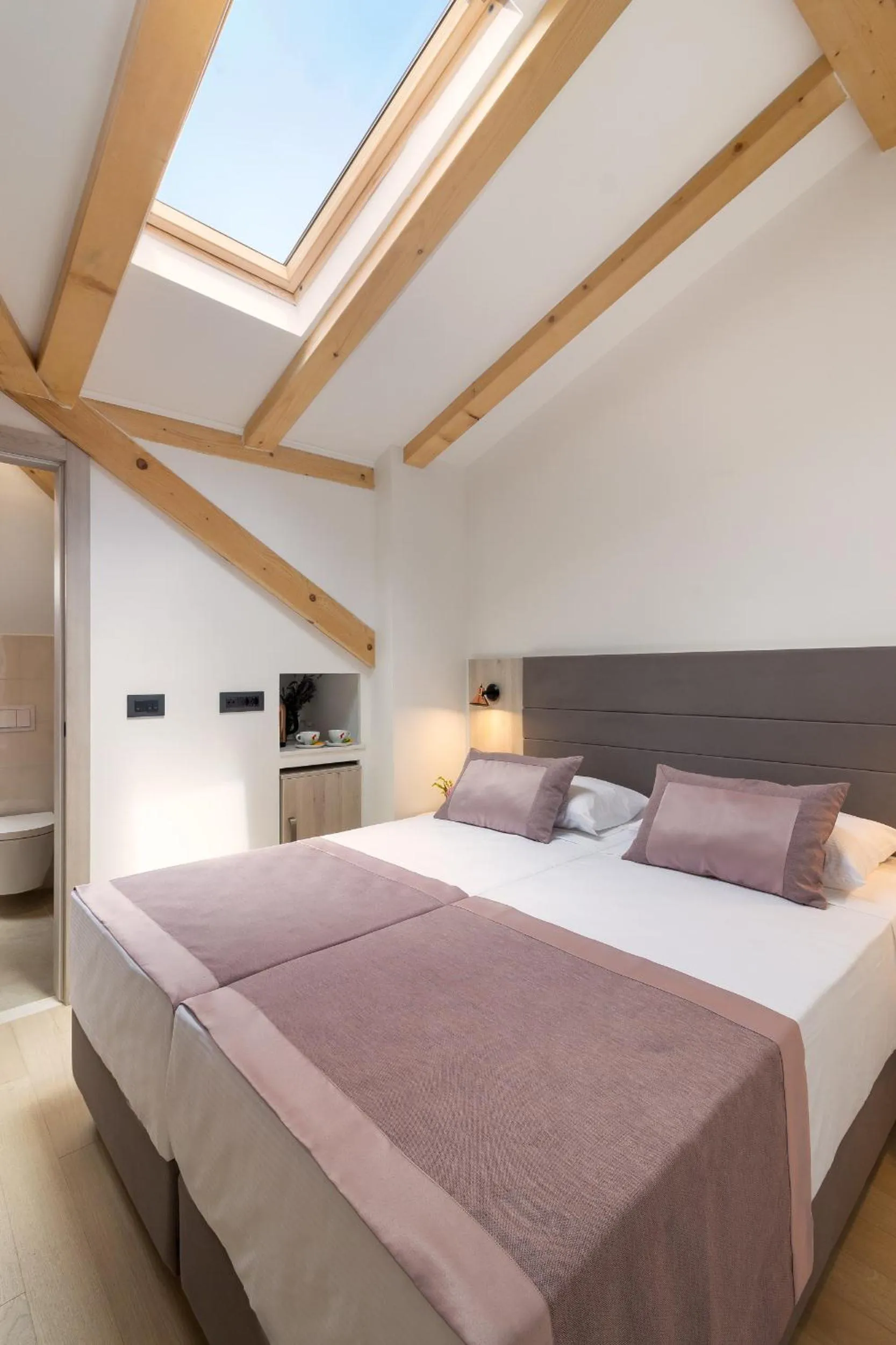 Toilet, Bed in Boutique B&B Villa Faggioni