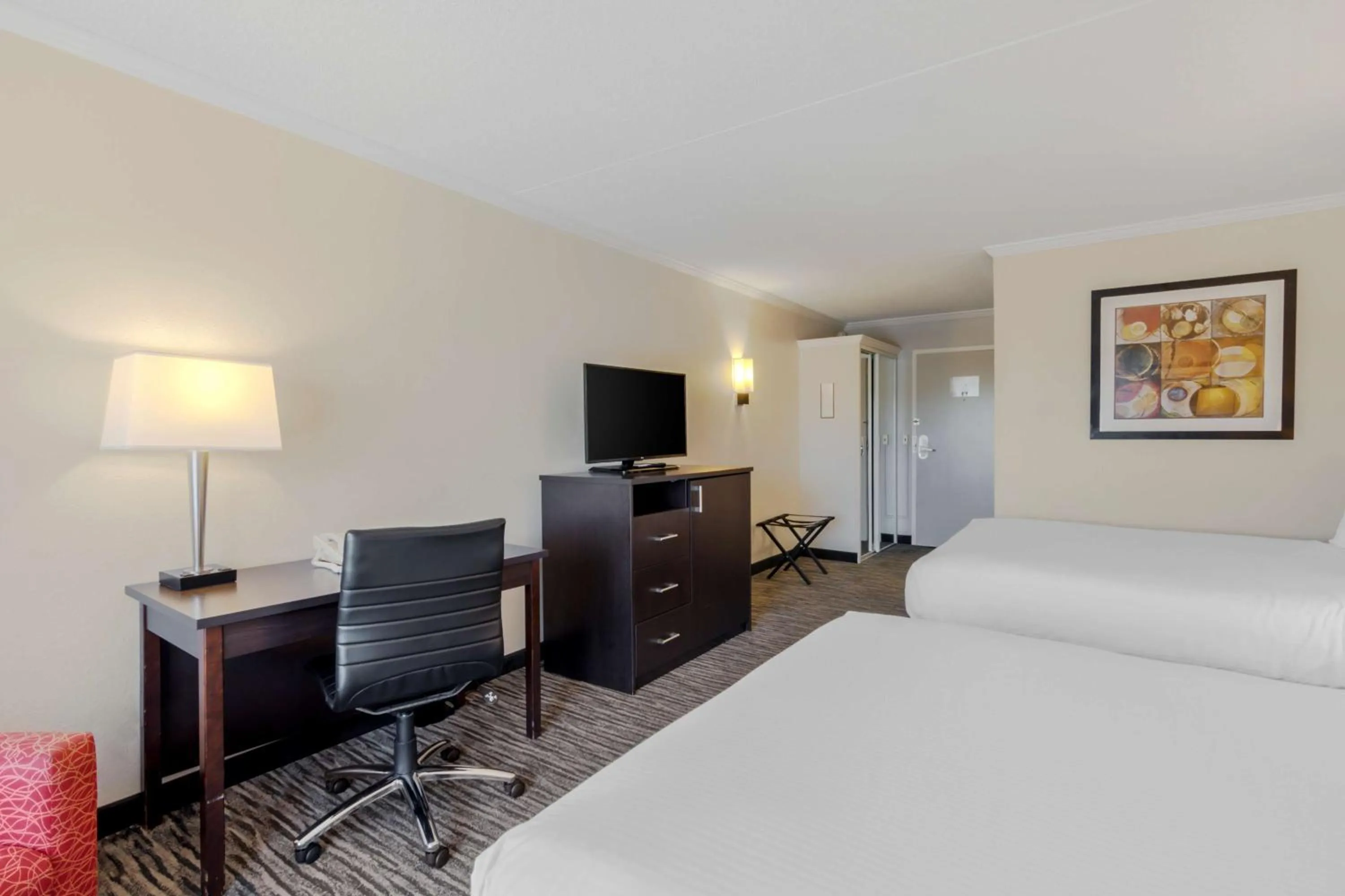 Bedroom, Bed in Best Western St Louis Kirkwood Route 66