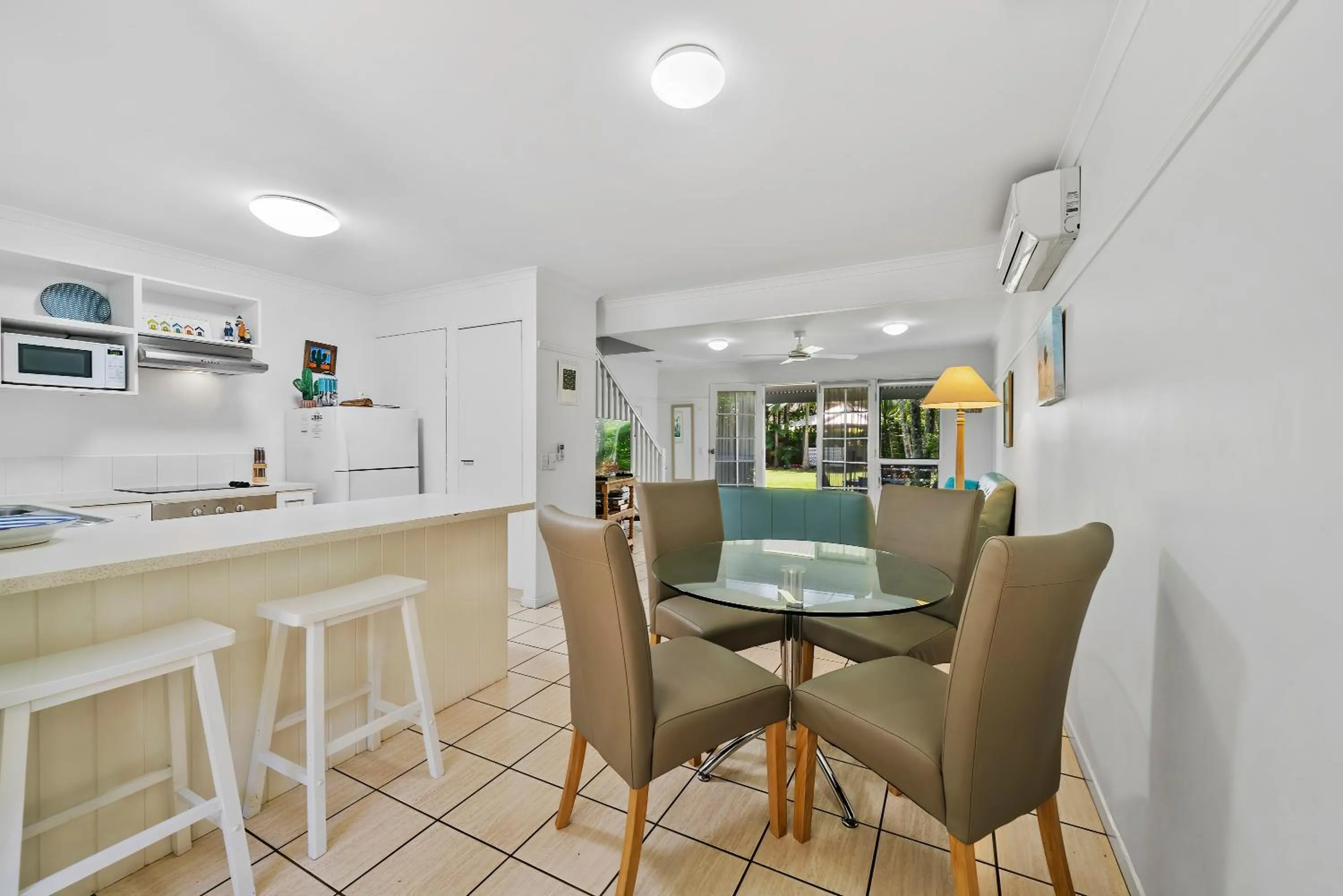 Dining area in Coco Bay Resort