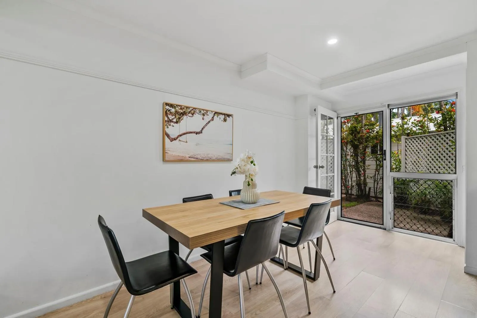 Dining area in Coco Bay Resort