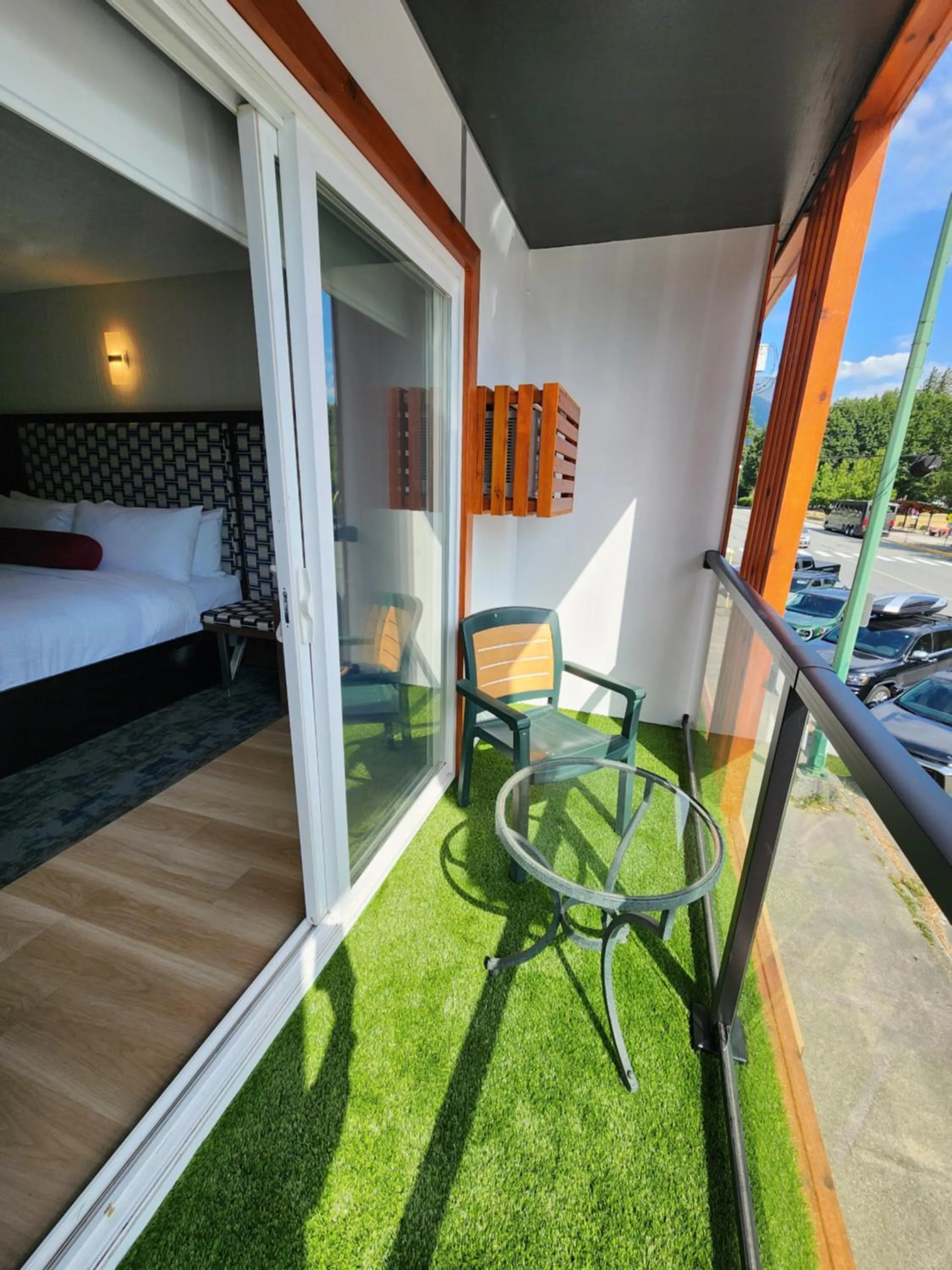 Balcony/Terrace in Inn The Mountains