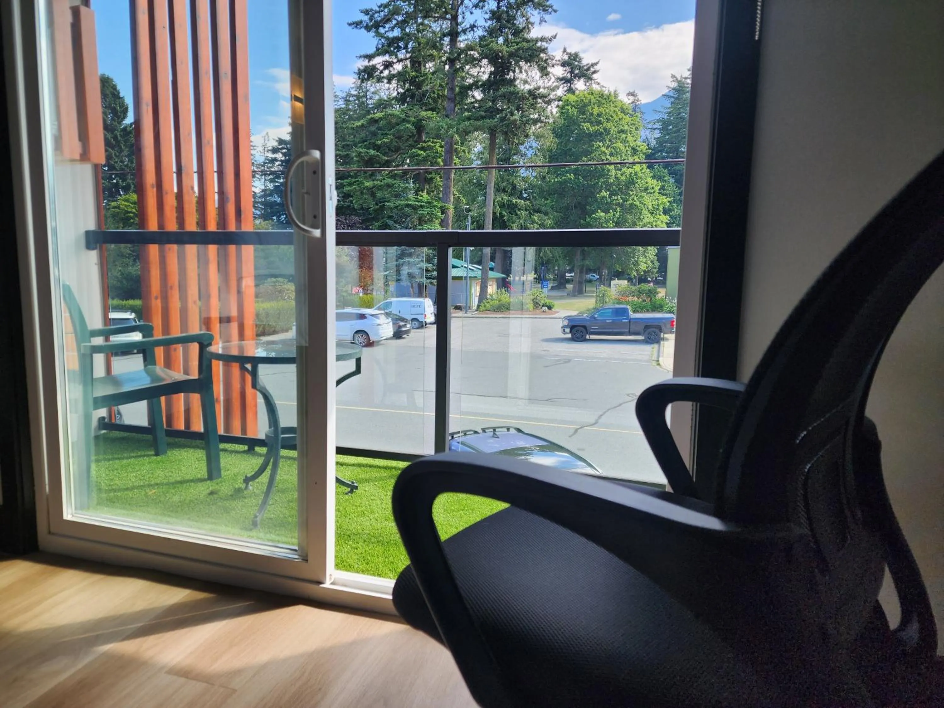 Balcony/Terrace in Inn The Mountains